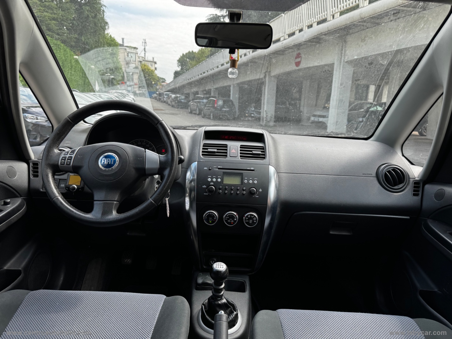 Sedici 1.9 MJT 4x4 Experience - immagine 15
