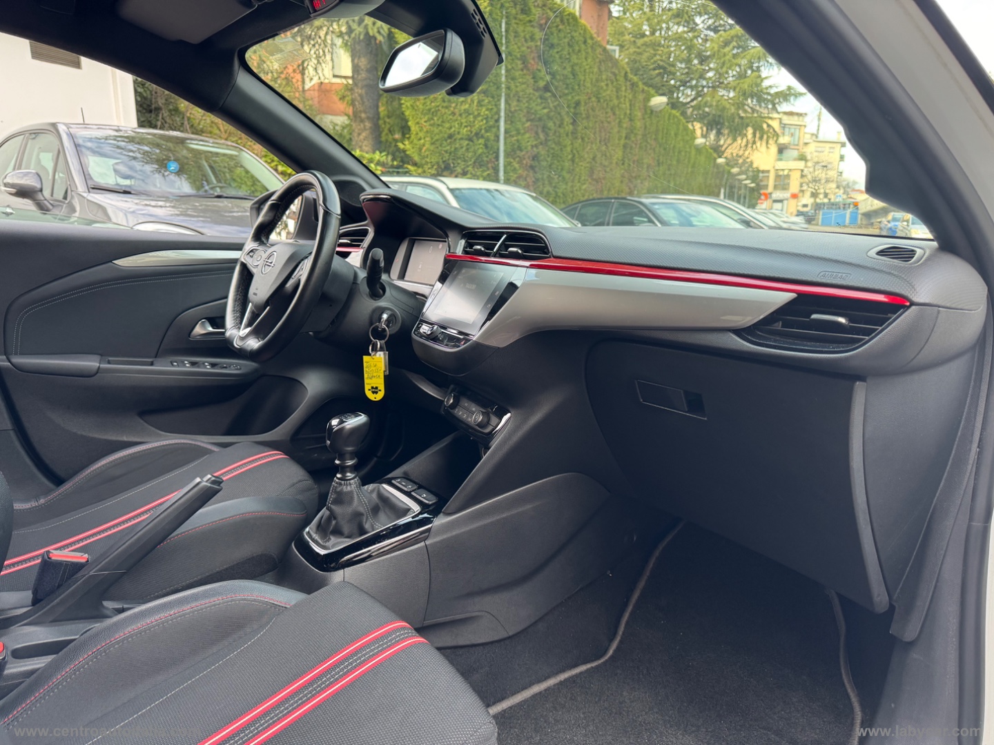 Corsa 1.2 100 CV GS Line - immagine 15