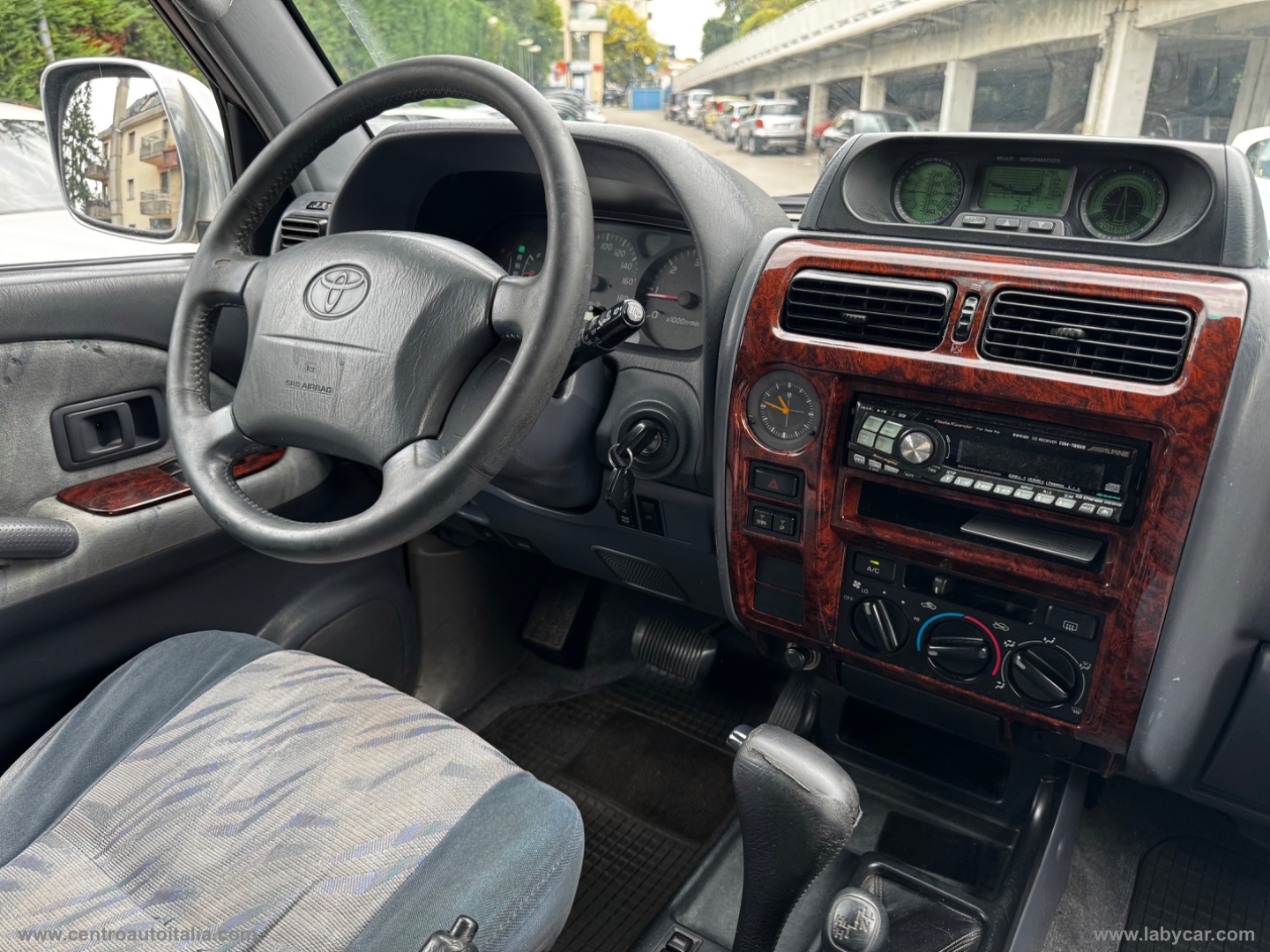 Land Cruiser 3.0 TD 3p. KZJ90 GX - immagine 15