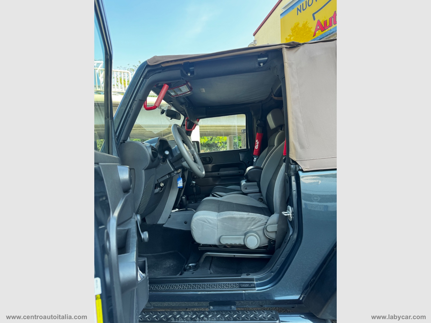 Wrangler 2.8 CRD Sport Auto - immagine 15