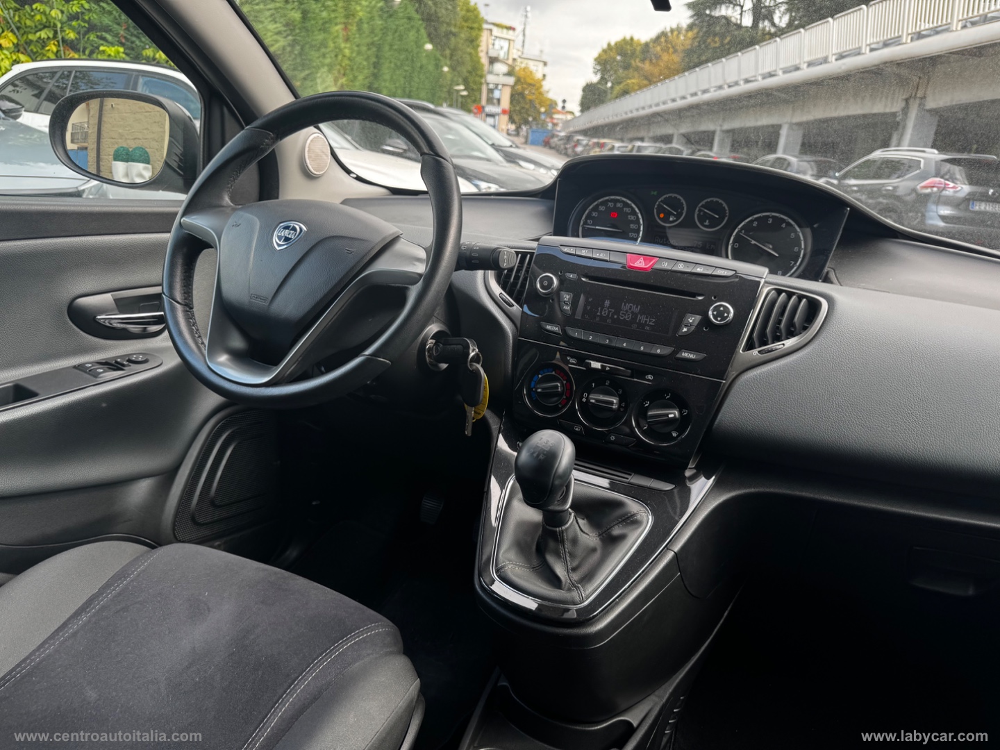 Ypsilon 1.2 69 CV 5p. S&S Platinum - immagine 15