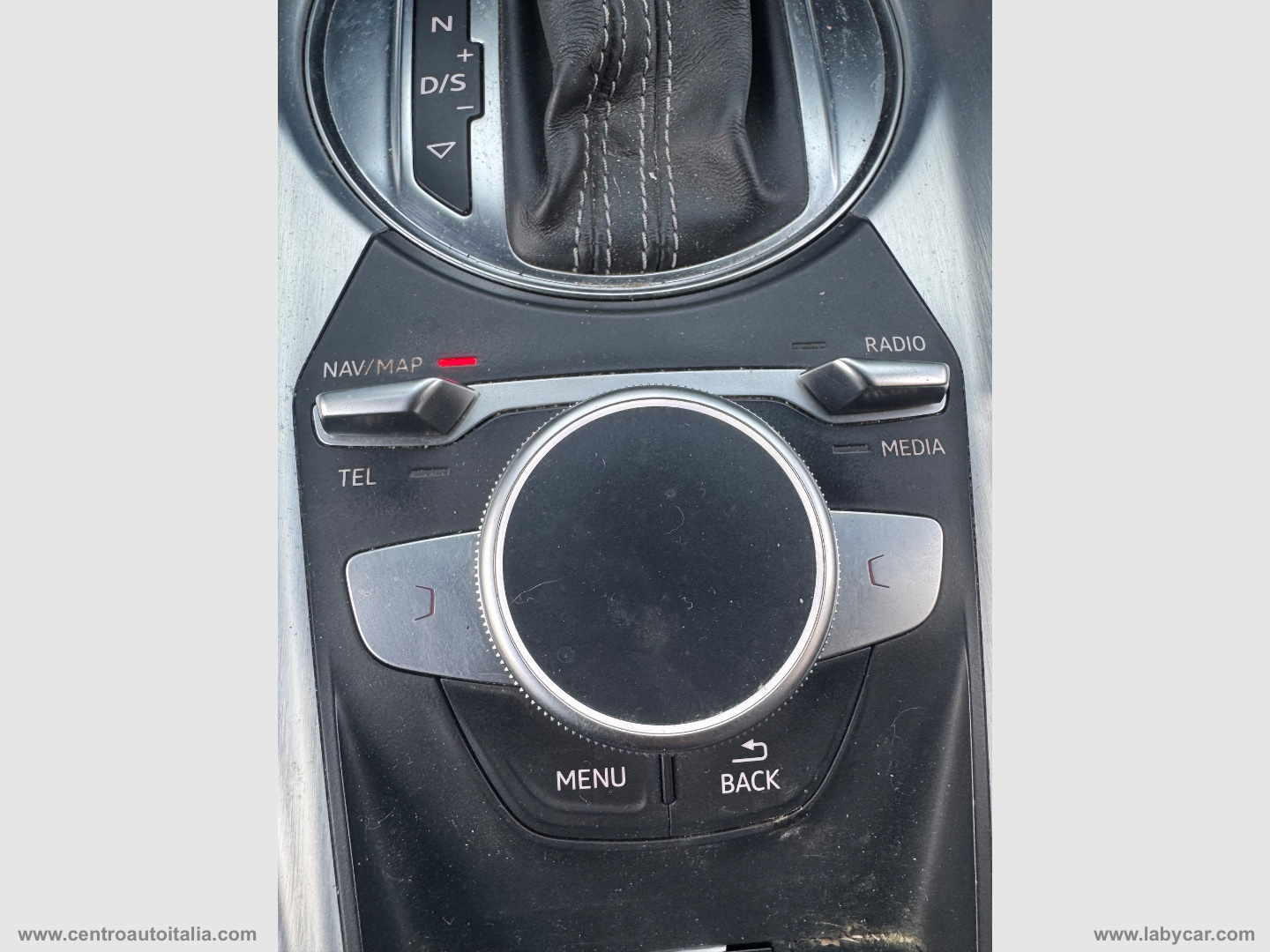 TT Roadster 2.0 TDI quattro S tr. S line - immagine 15