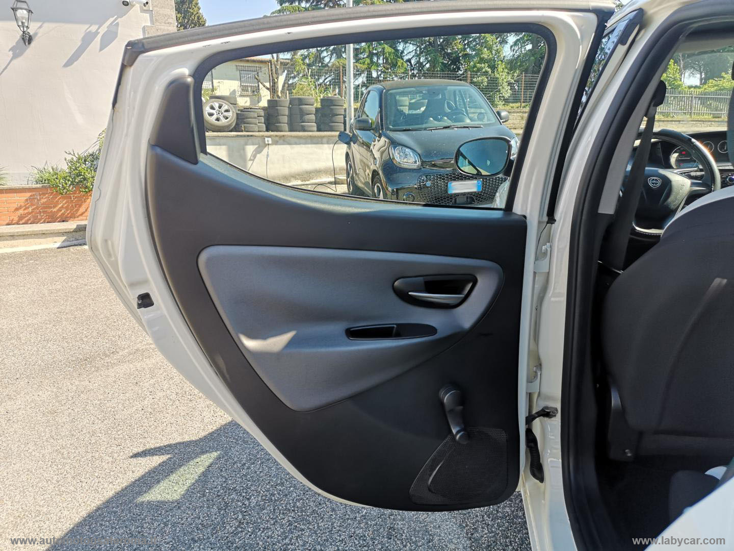 Ypsilon 1.2 69 CV 5p. Elle RATE AUTO MOTO SCOOTER - immagine 15