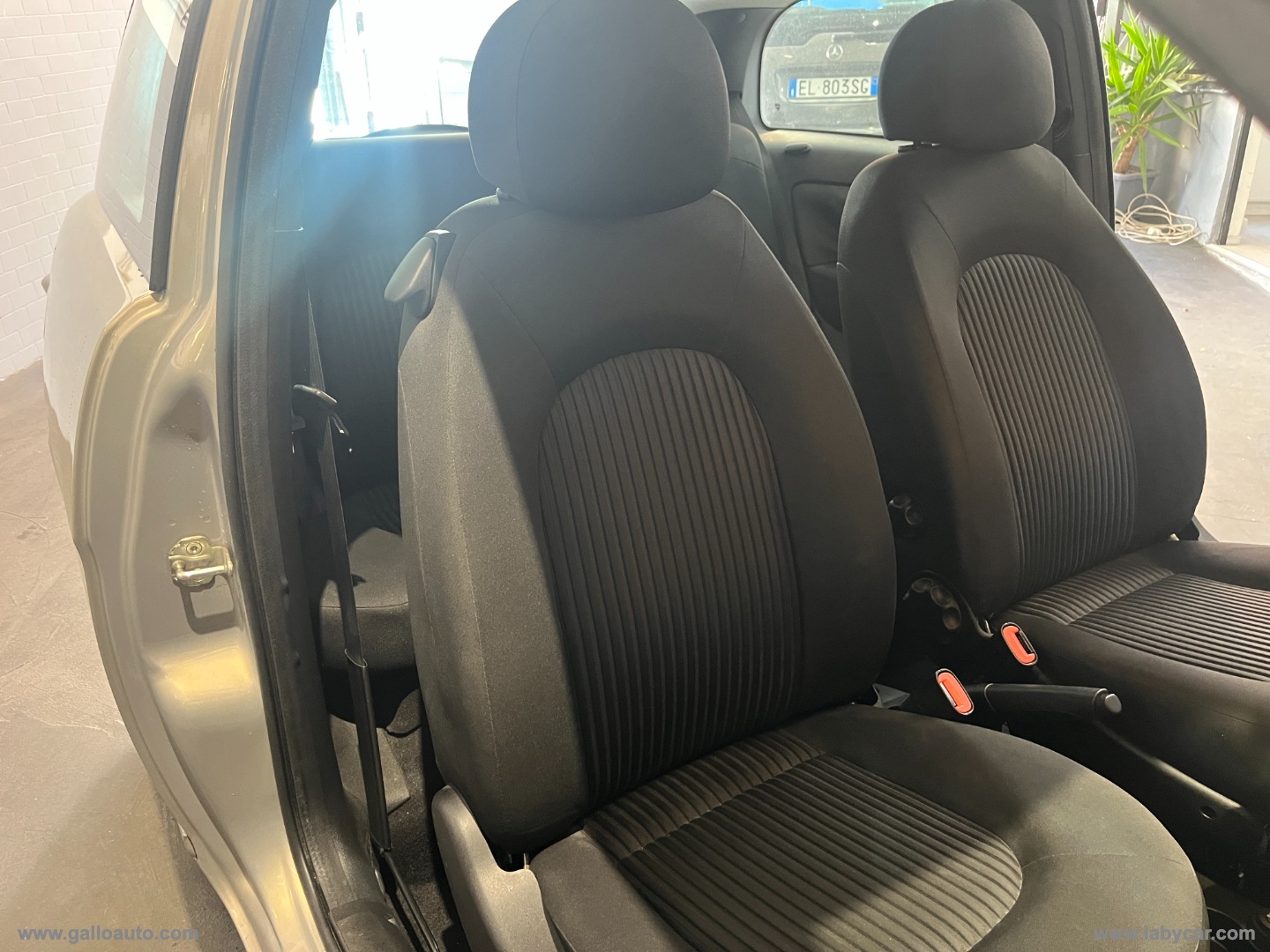 Ypsilon 1.2 69 CV Diva - immagine 15