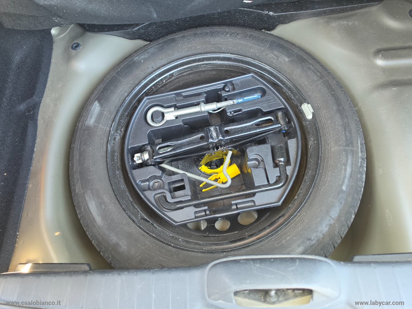 208 1.2 VTi 82 CV 5p. Active - immagine 15