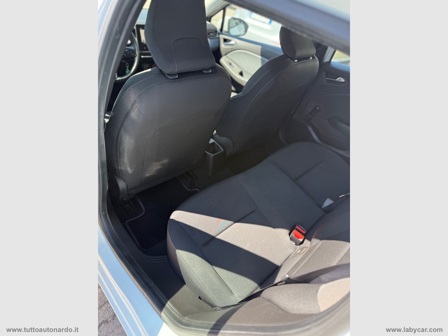 Clio Blue dCi 8V 85 CV 5p. Business - immagine 15