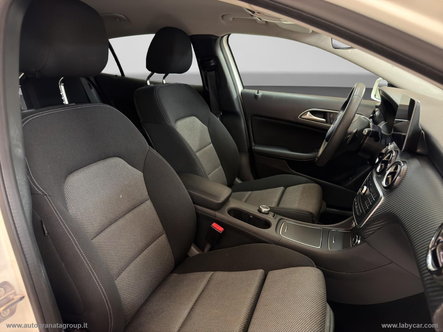 GLA 200 d Automatic Sport PARI NUOVA SENZA UN DIFETTO! - immagine 15