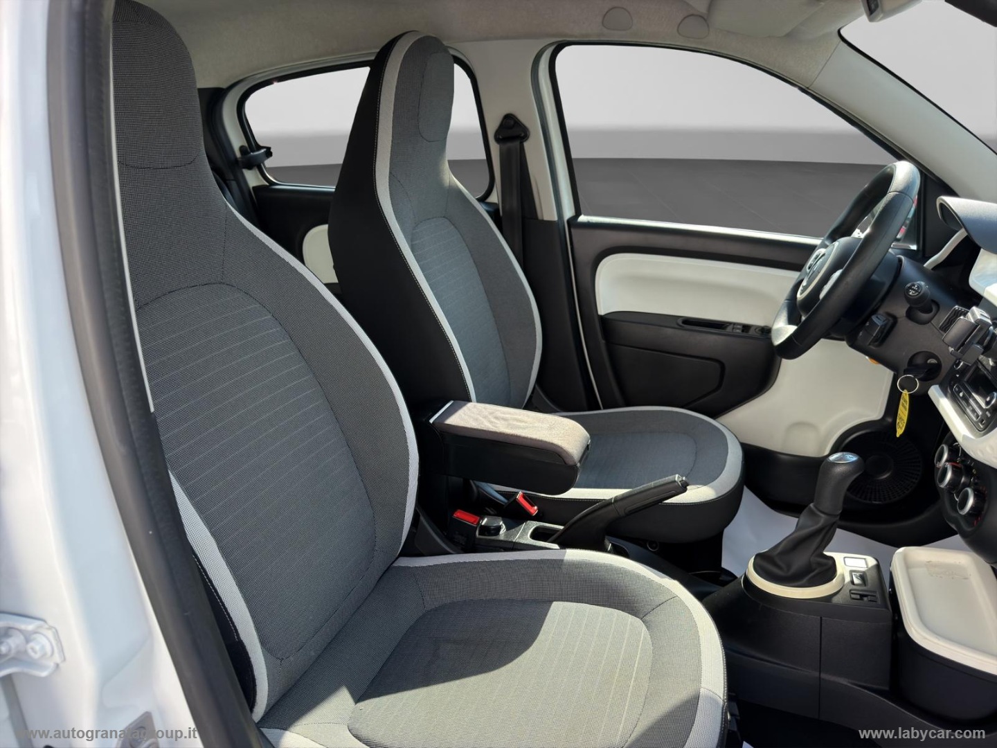 Twingo SCe Lovely GARANTITA 1 ANNO! - immagine 15