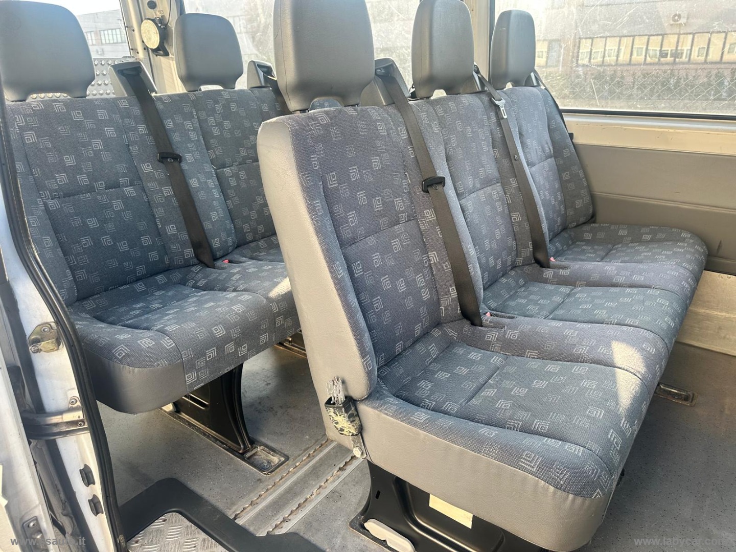 Sprinter K35/28 208 CDI Kombi 9 POSTI TRASPORTO DISABILI - immagine 15