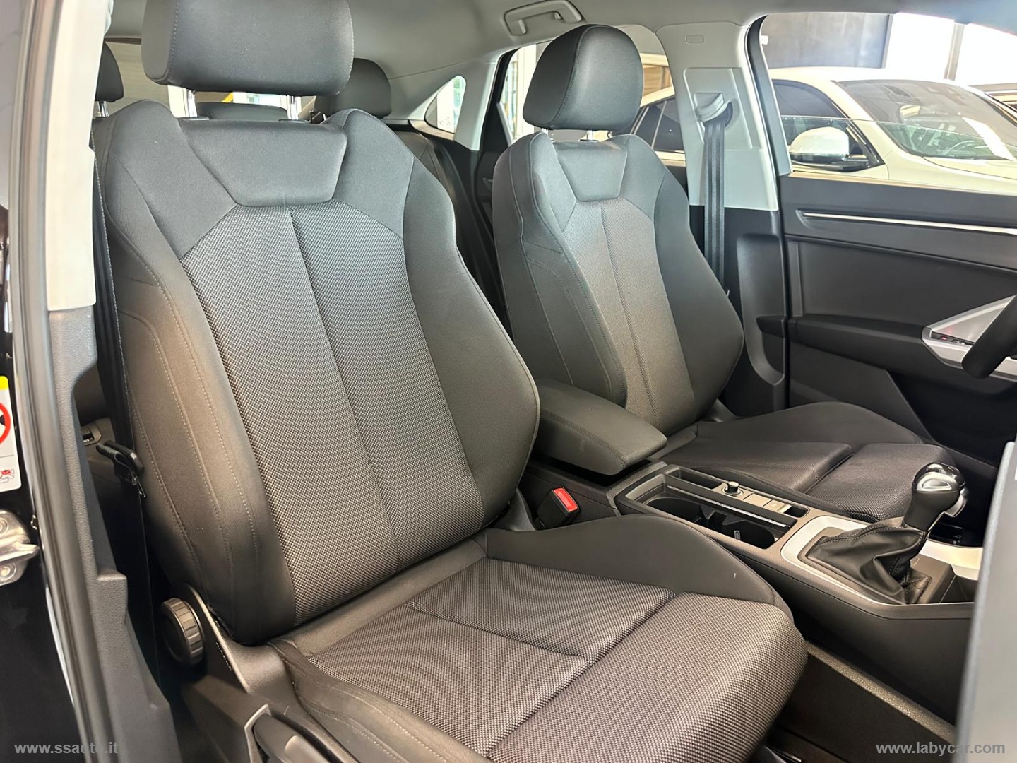 Q3 SPB 35 TDI quattro S tr. S line ed. - immagine 15