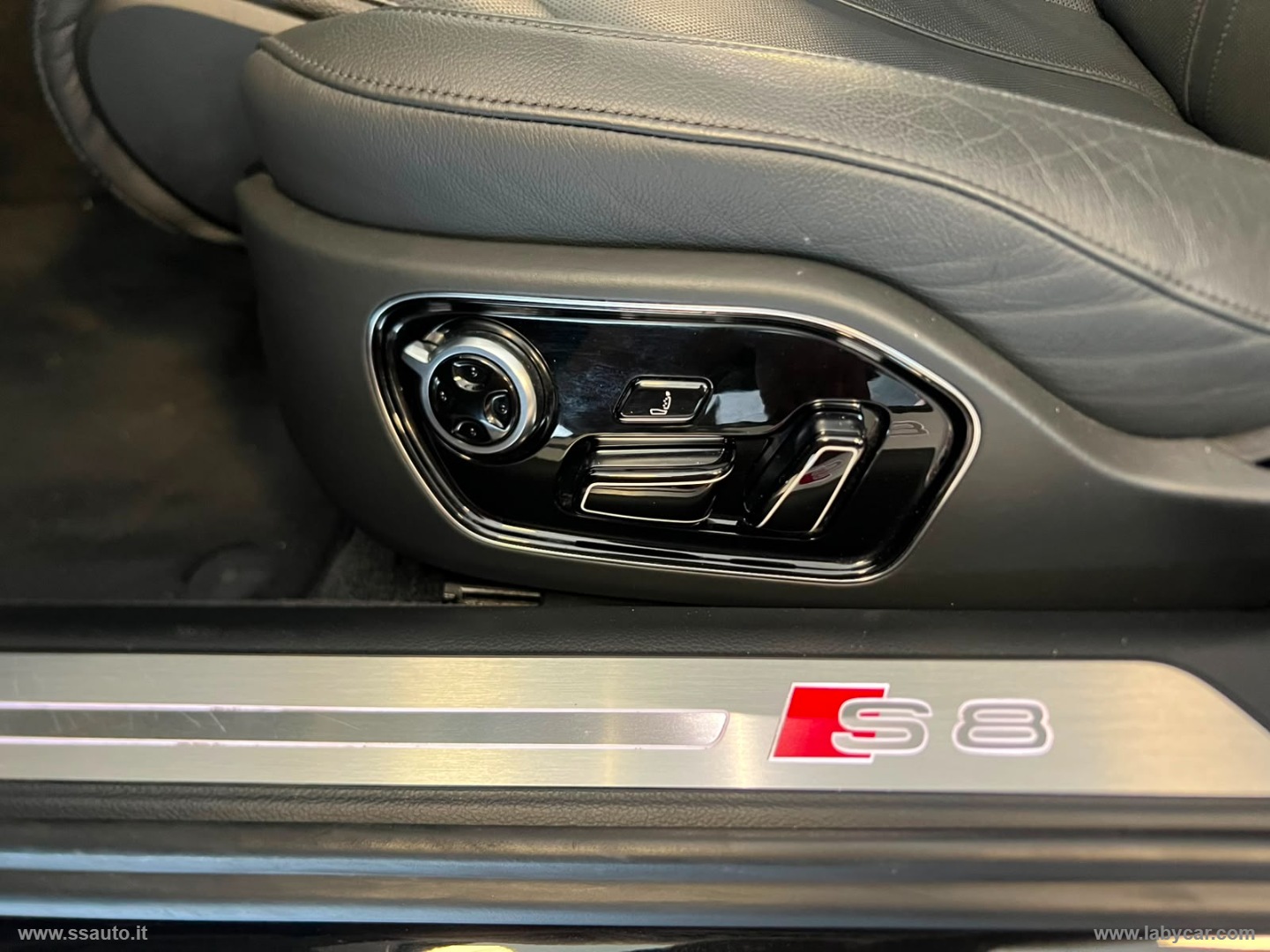 S8 4.0 TFSI quattro tiptronic plus - immagine 15