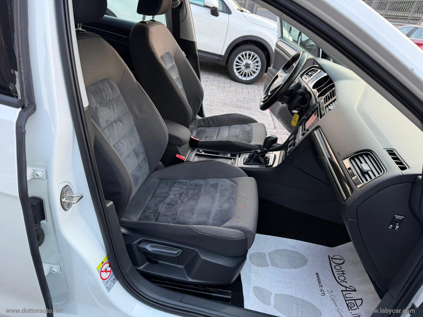 Golf 2.0 TDI DSG 5p. Highline BMT - immagine 15