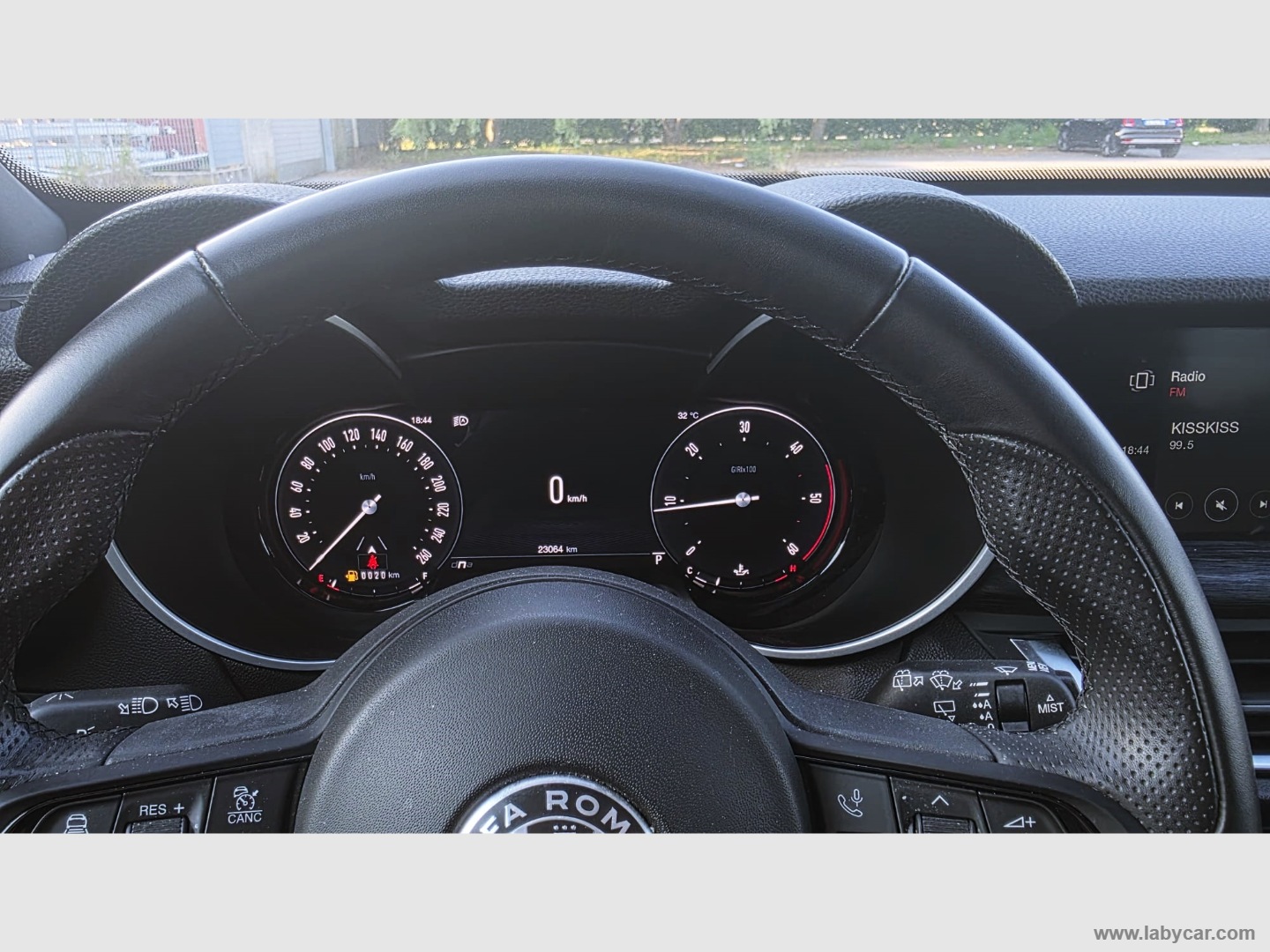 Stelvio 2.2 T.d. 160CV AT8 RWD SUPER - immagine 15