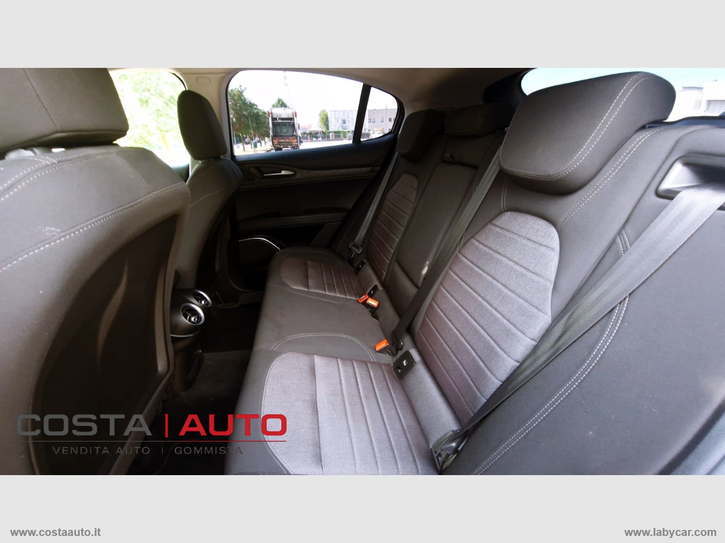 Stelvio 2.2 T.d. 160CV AT8 RWD SUPER - immagine 15