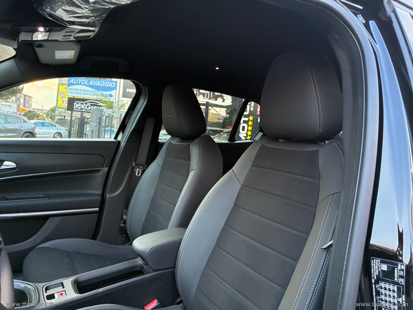 600 Hybrid 145 CV DCT MHEV Sport - immagine 15