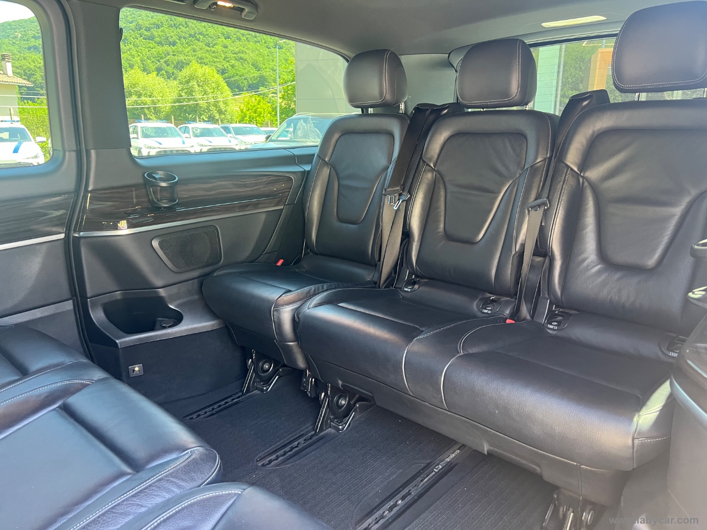 V 250 d Aut. Premium Extralong - immagine 16