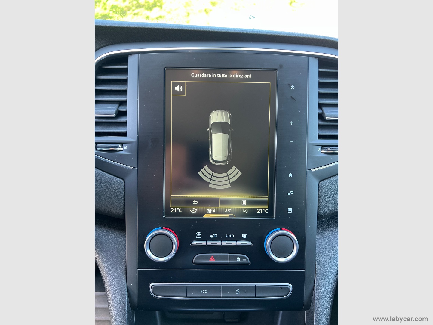 Mégane Blue dCi 115 CV Duel - immagine 16