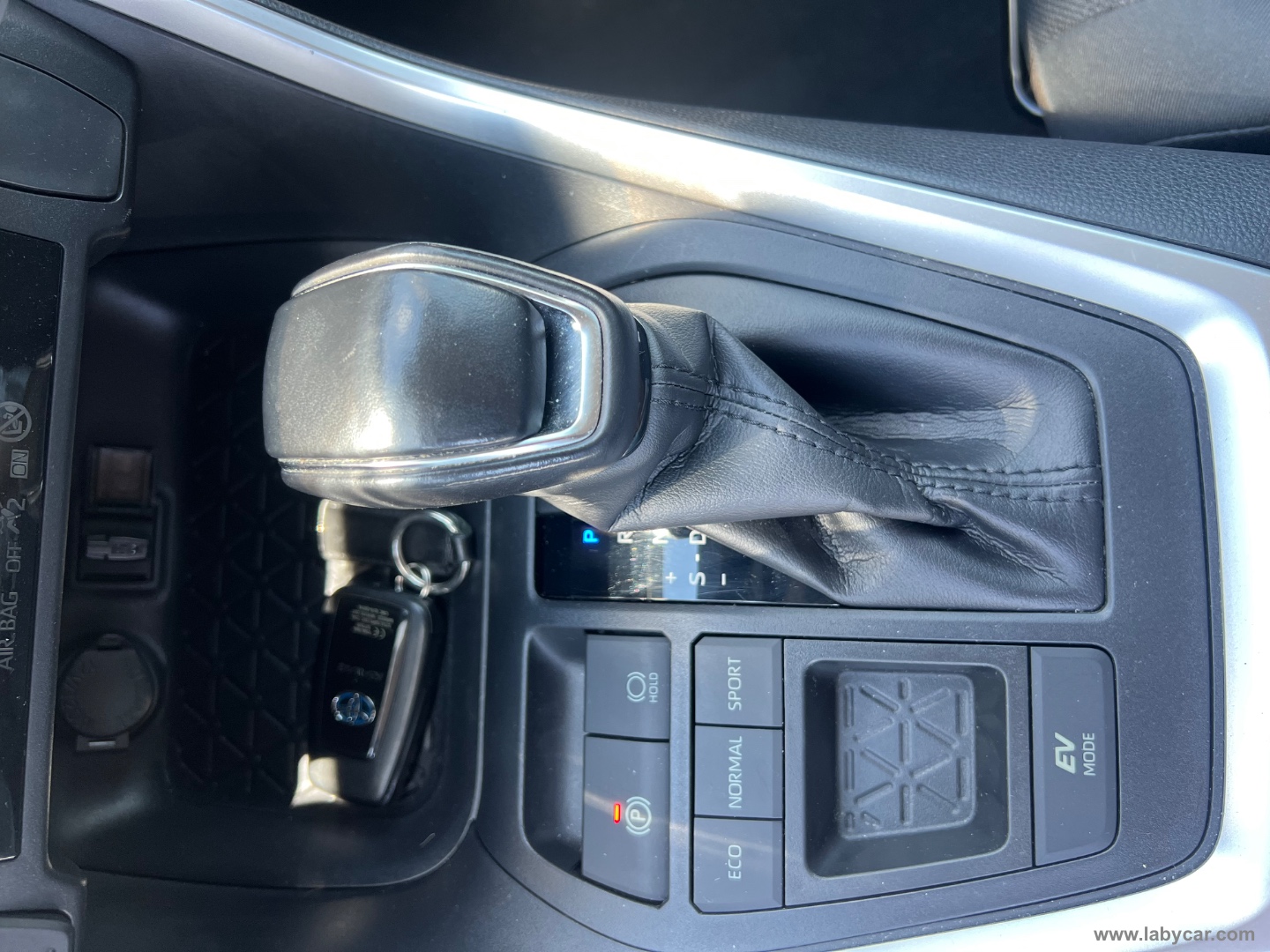 RAV4 2.5 HV - immagine 16