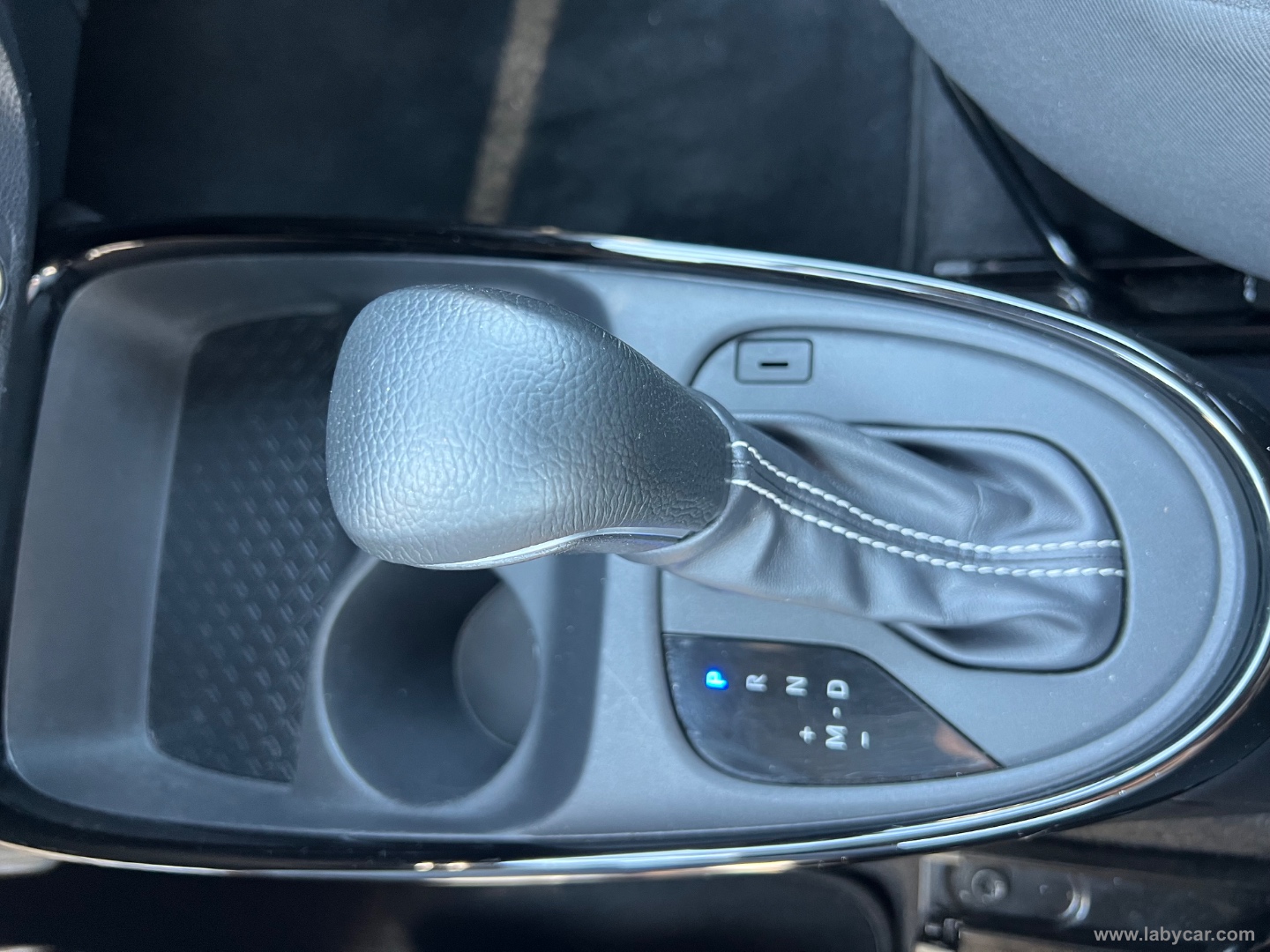 Aygo X 1.0 VVT-i 72 CV 5p. Trend S-CVT - immagine 16