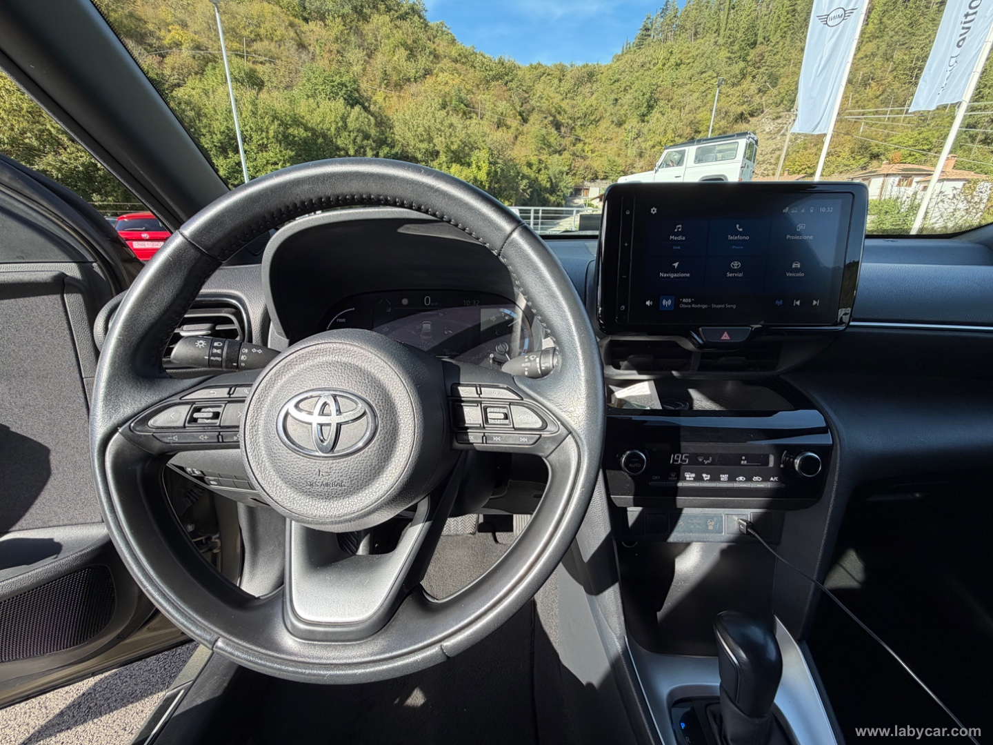 Yaris Cross 1.5 Hybrid 5p. E-CVT Trend - immagine 16