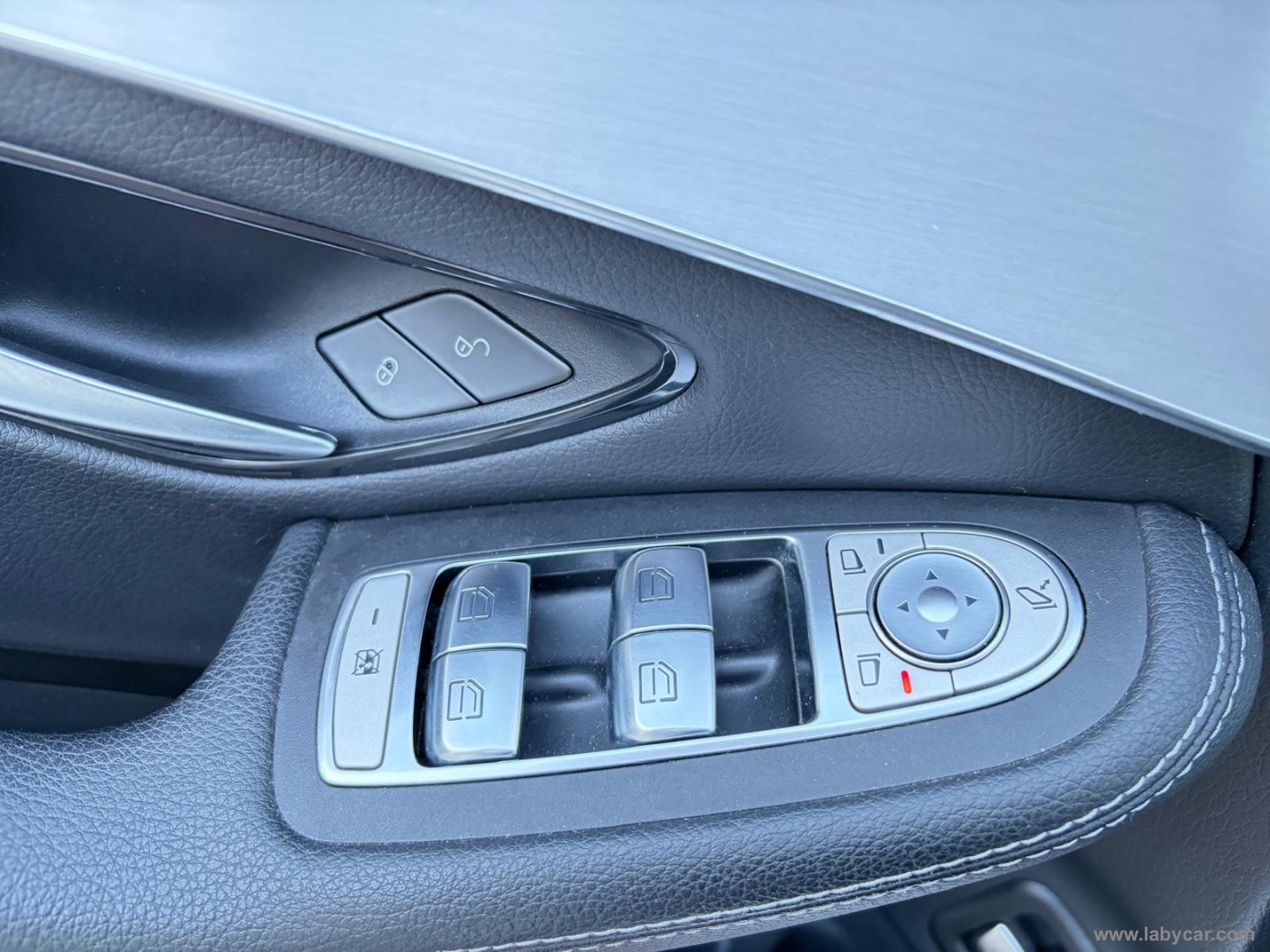 GLC 220 d 4Matic Coupé Premium - immagine 16