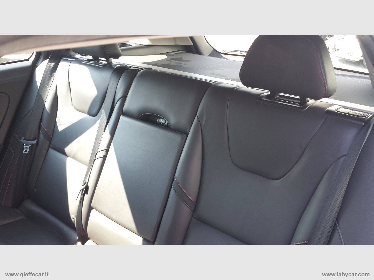 V60 D2 Geartronic Volvo Ocean Race N1 - immagine 16