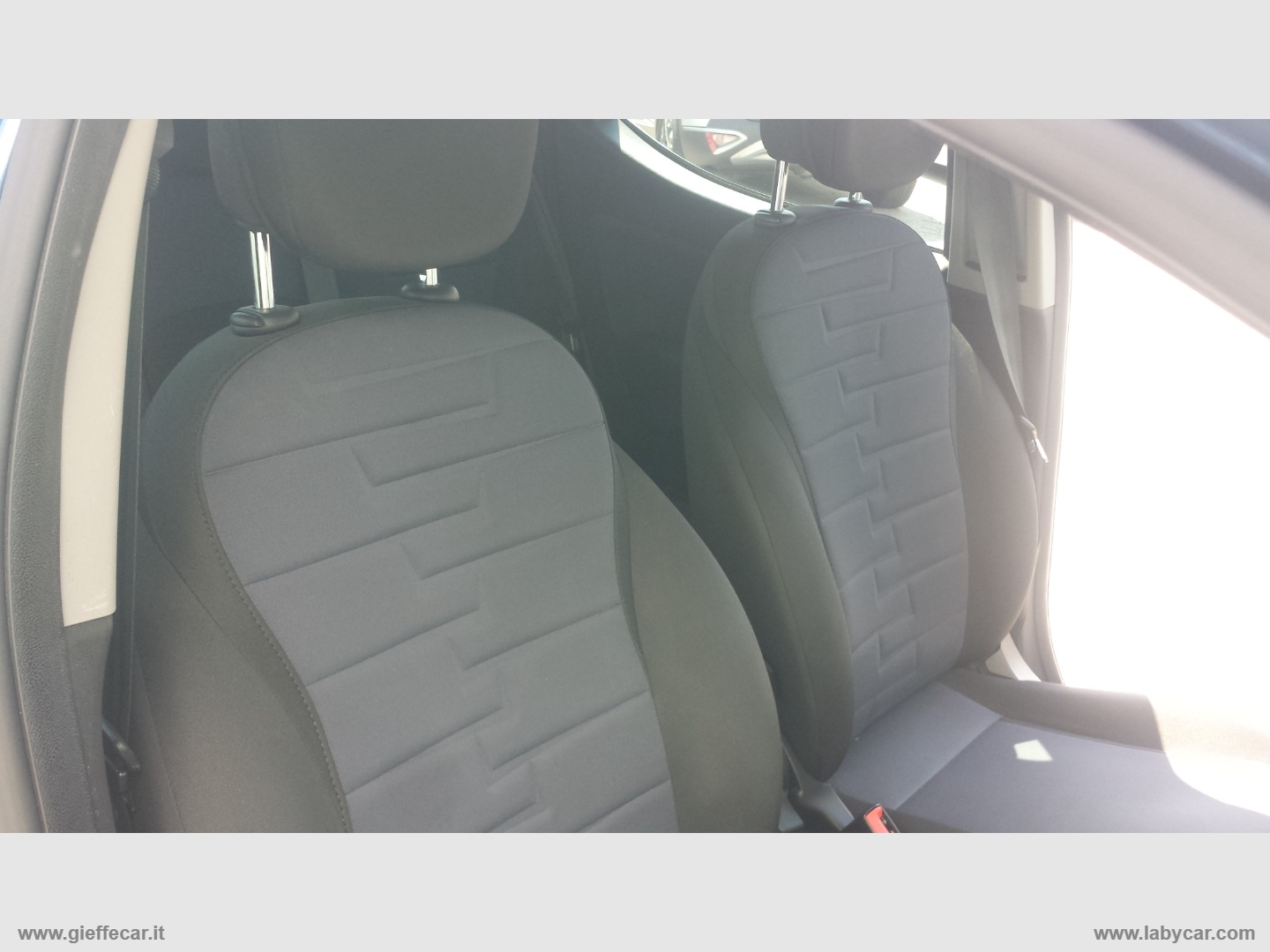 Ypsilon 1.0 FireFly 5p. S&S HYBRID Gold PLUS - immagine 16