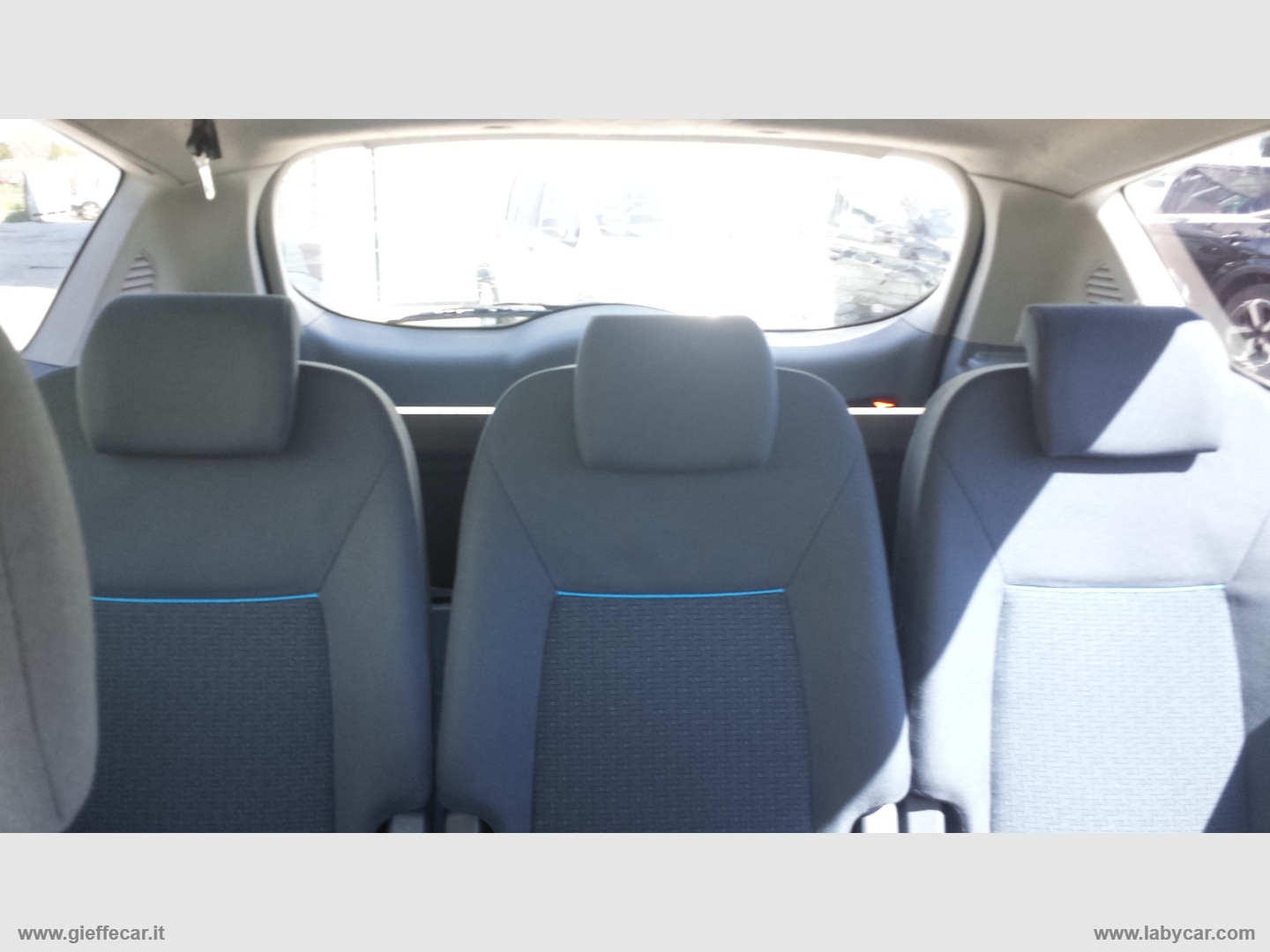 S-Max+ 2.0 TDCi 140 CV - immagine 16