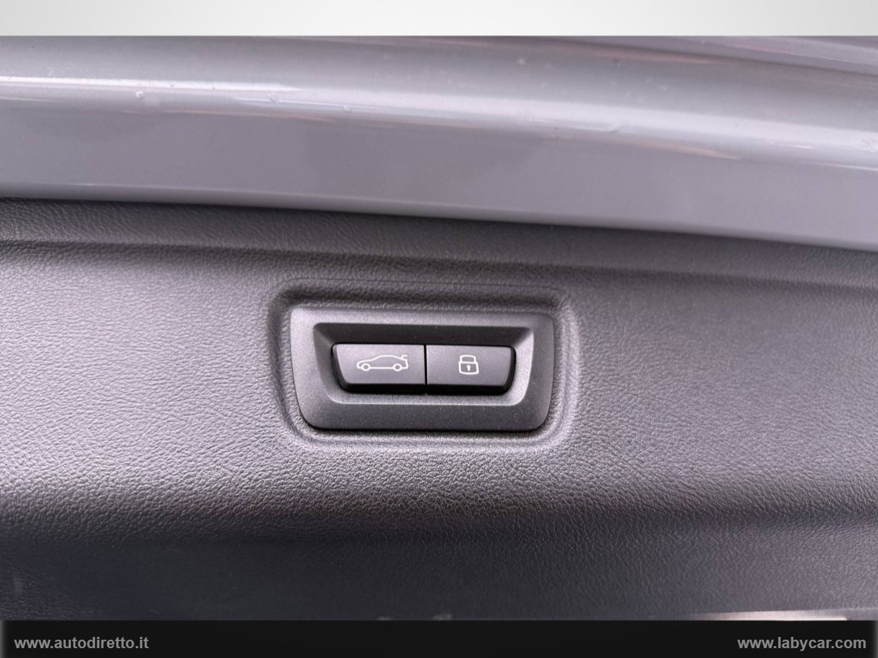 330e Touring Msport - immagine 16