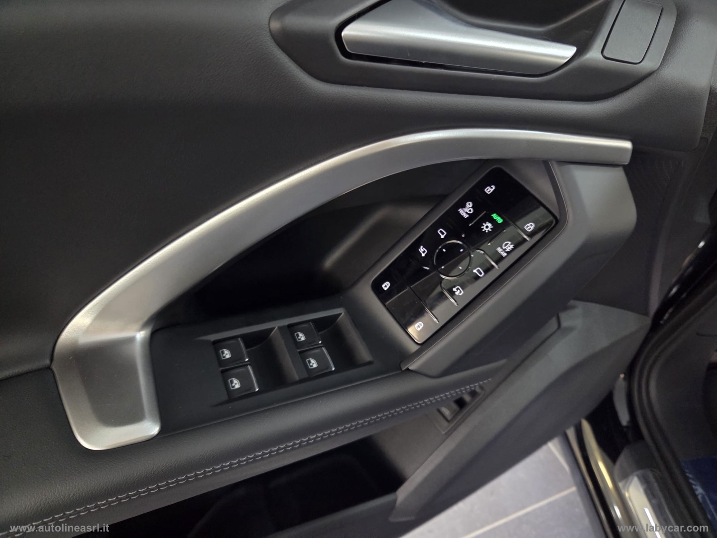 Q5 SPB TDI 204 CV MHEV STRONIC QUATTRO S Line - immagine 16