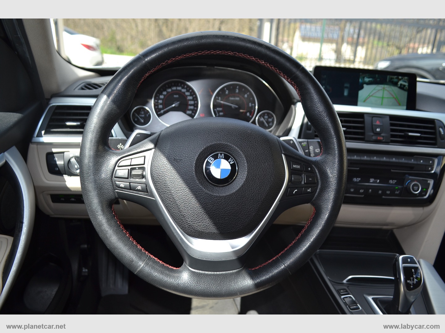 320d xDrive Touring Sport - immagine 16