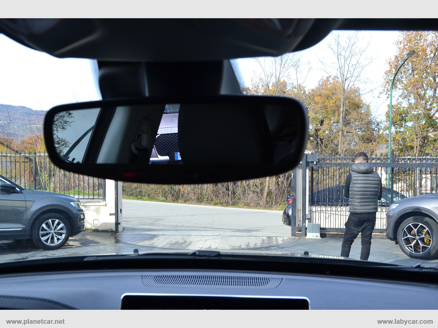 Compass 1.6 Mjt II 2WD Limited - immagine 16