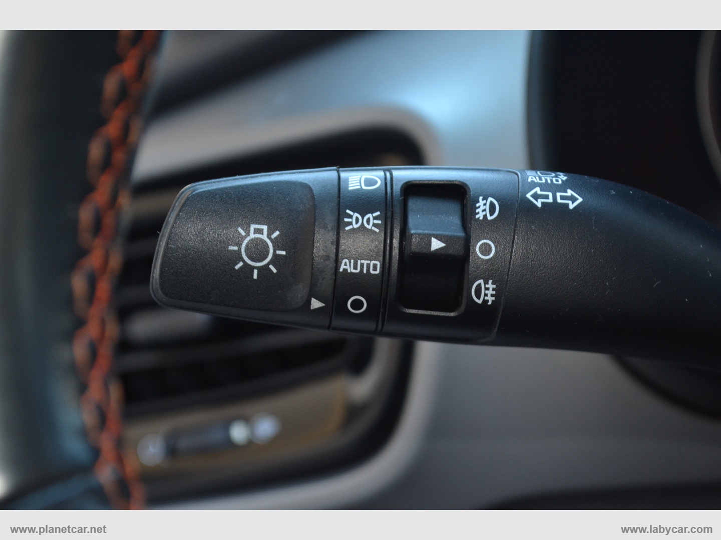 Stonic 1.6 CRDi 110 CV Urban - immagine 16