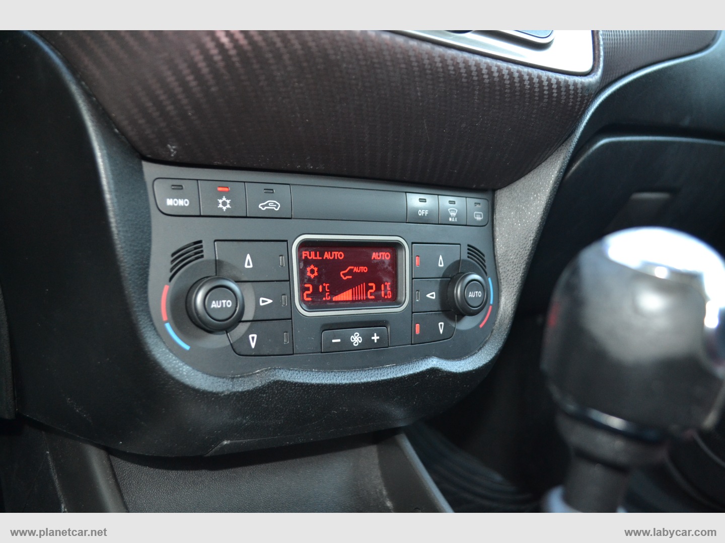 MiTo 1.6 JTDm 16V Dist. Sport Pack - immagine 16