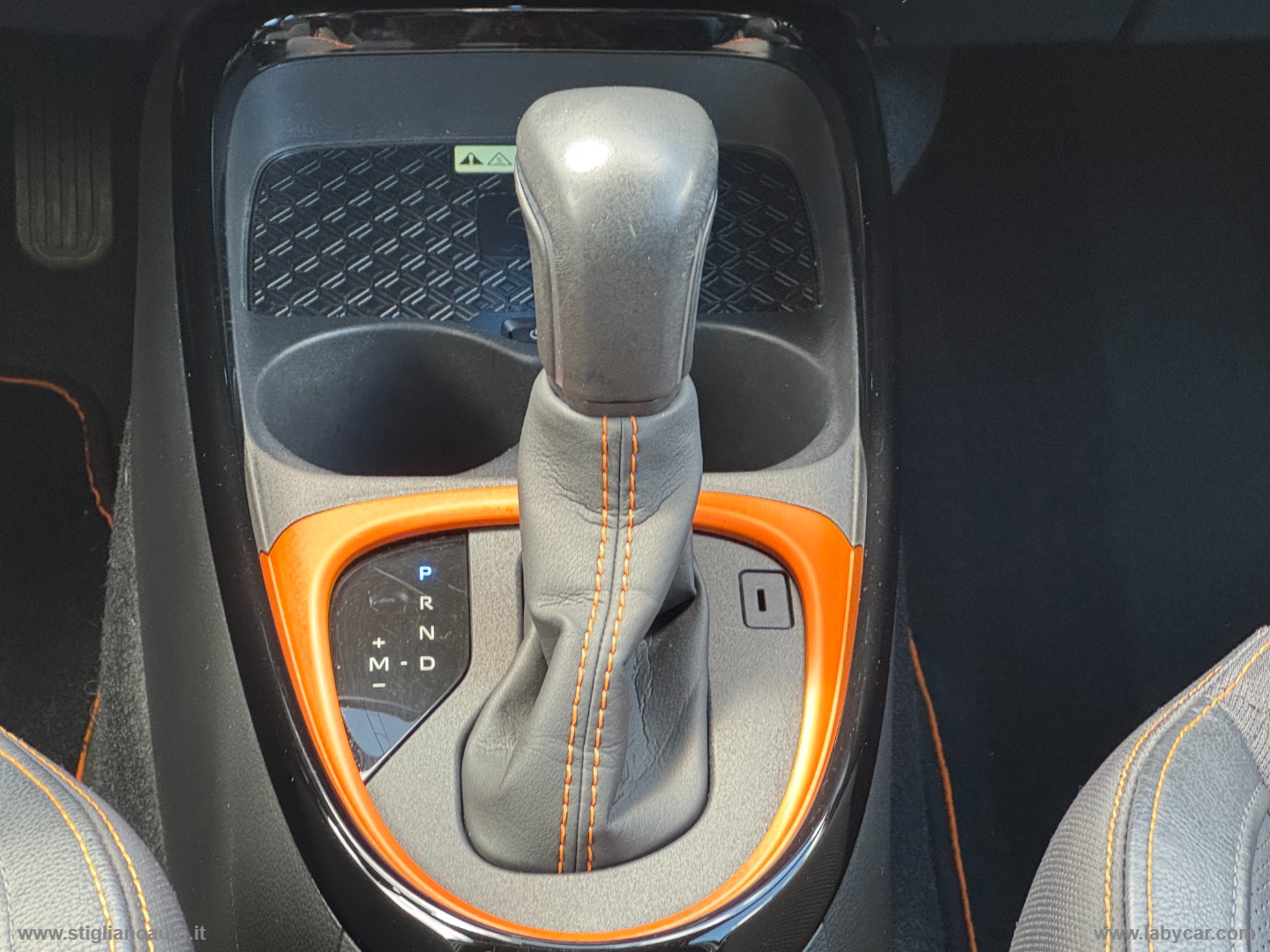 Aygo X 1.0 VVT-i 72 CV 5p. Limited S-CVT AUTOMATICA - immagine 16