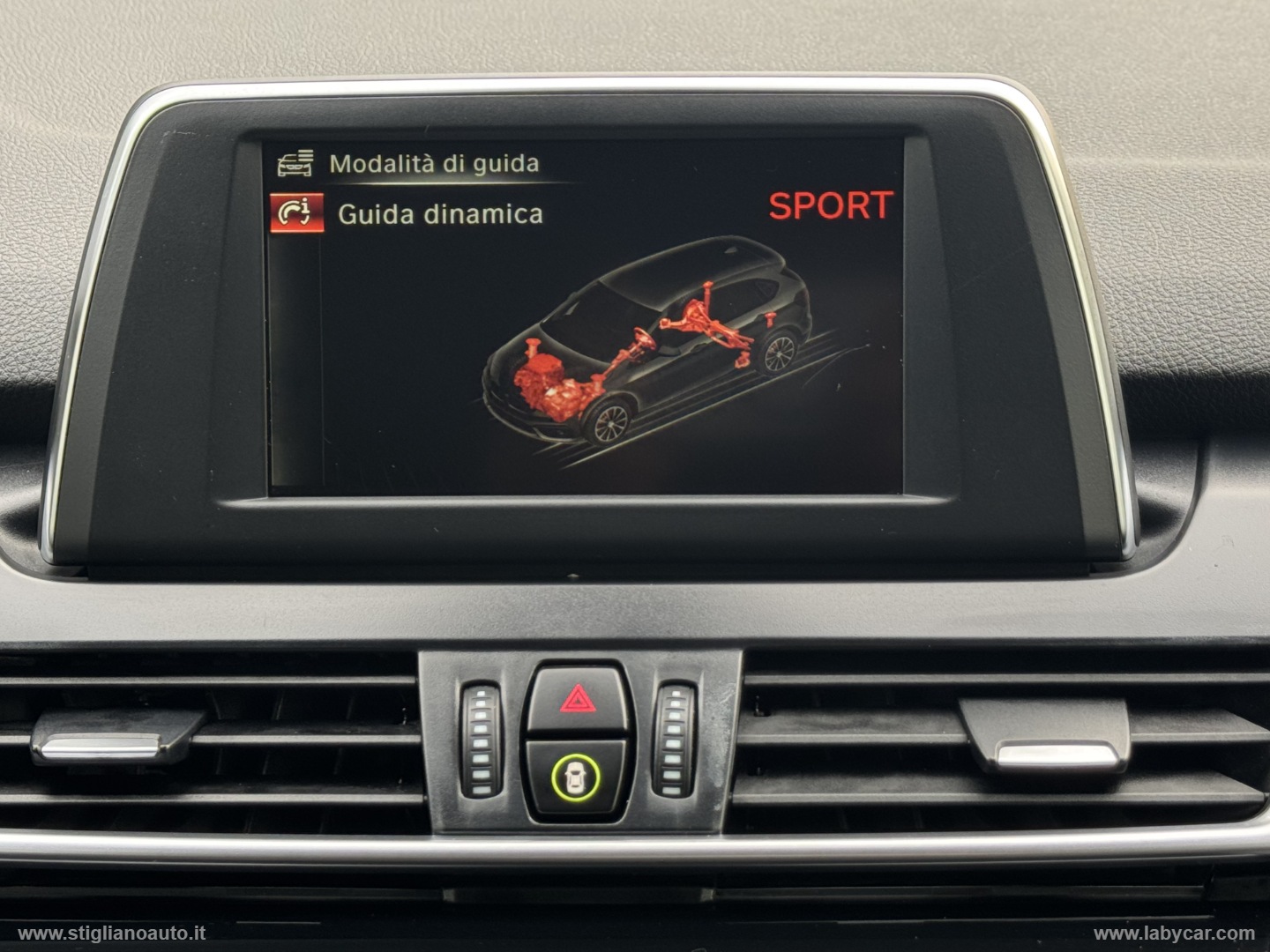 218d Active Tourer Sport - immagine 16