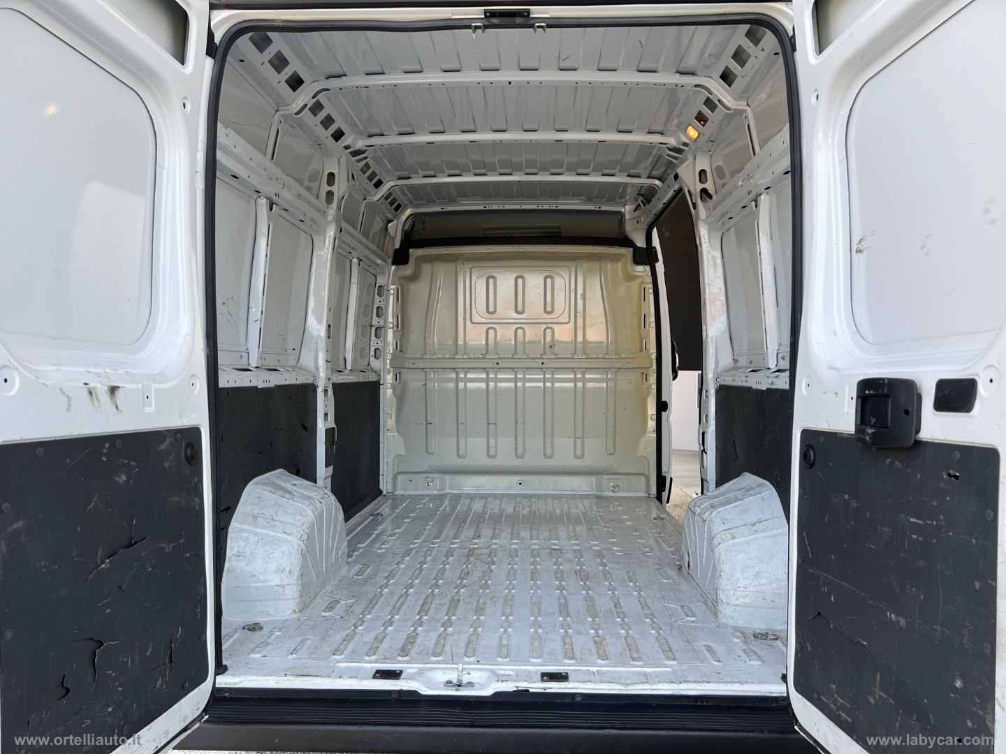 Boxer 330 BlueHDi 140 S&S PM-TM Furg. +IVA - immagine 16