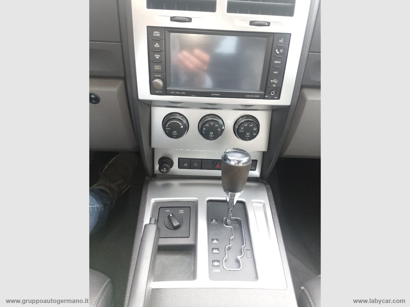 Nitro 2.8 CRD SXT 4WD Auto - immagine 16