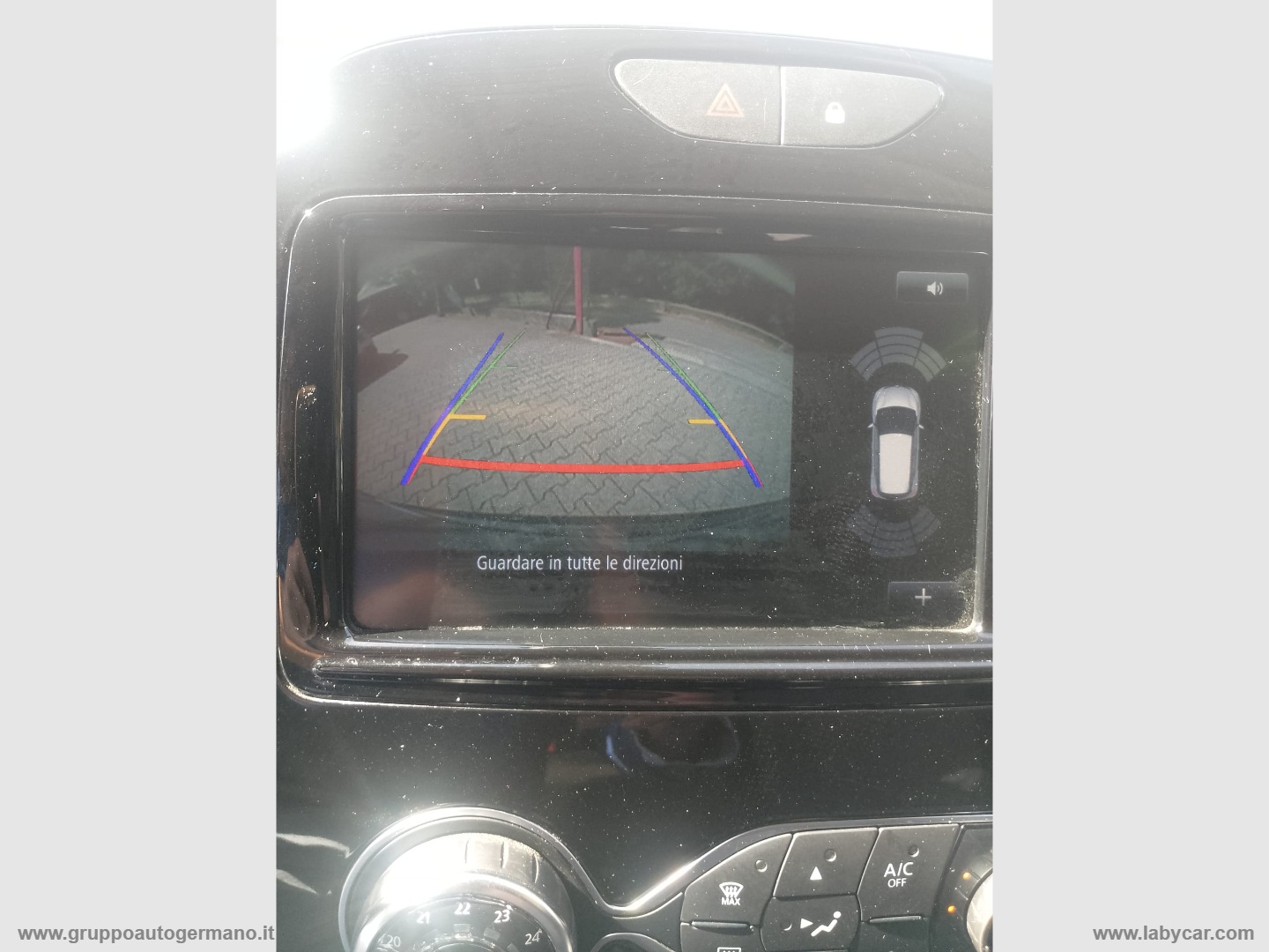Captur dCi 8V 90 CV EDC Initiale Paris - immagine 16