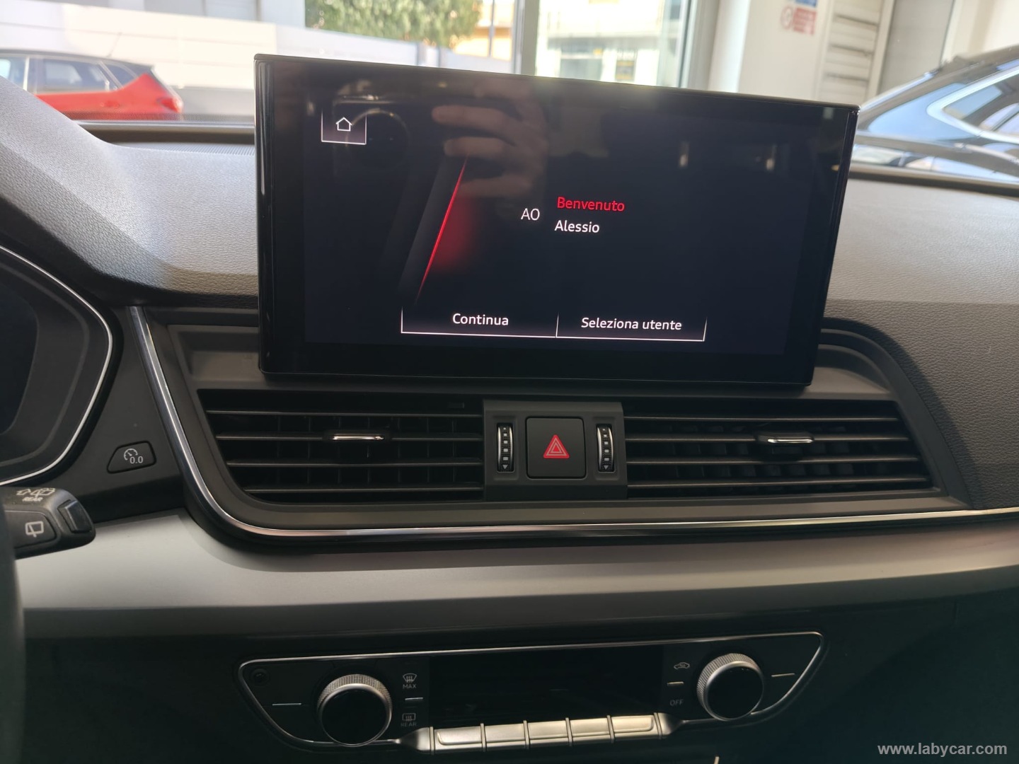 Q5 35 TDI S tronic Business Advanced - immagine 16