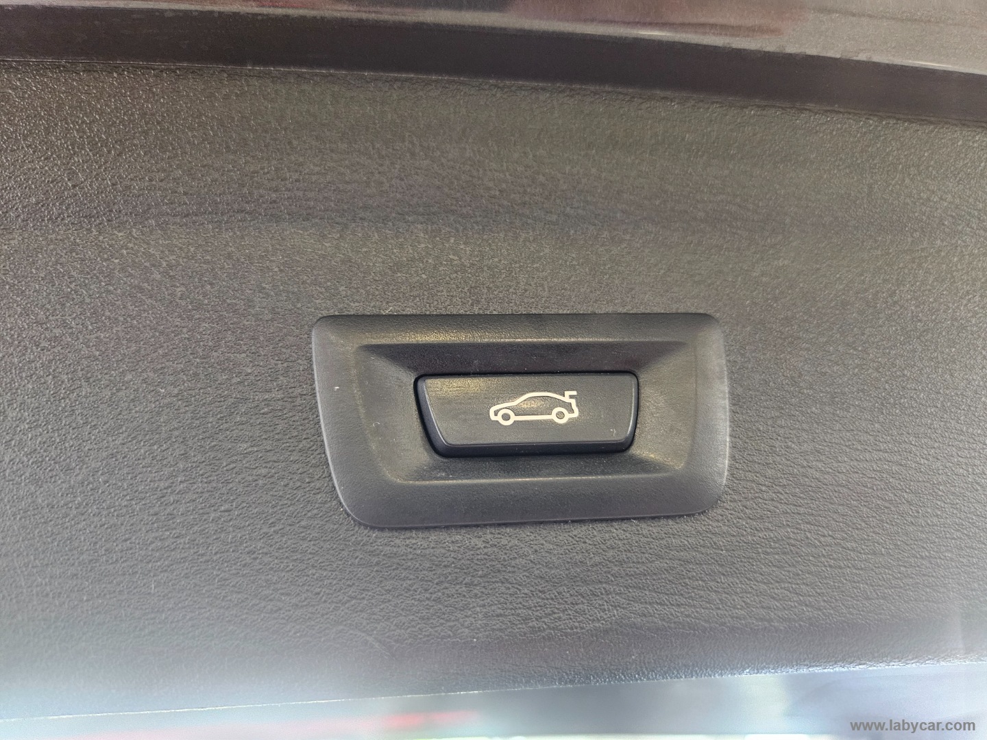 X1 xDrive18d Business - immagine 16