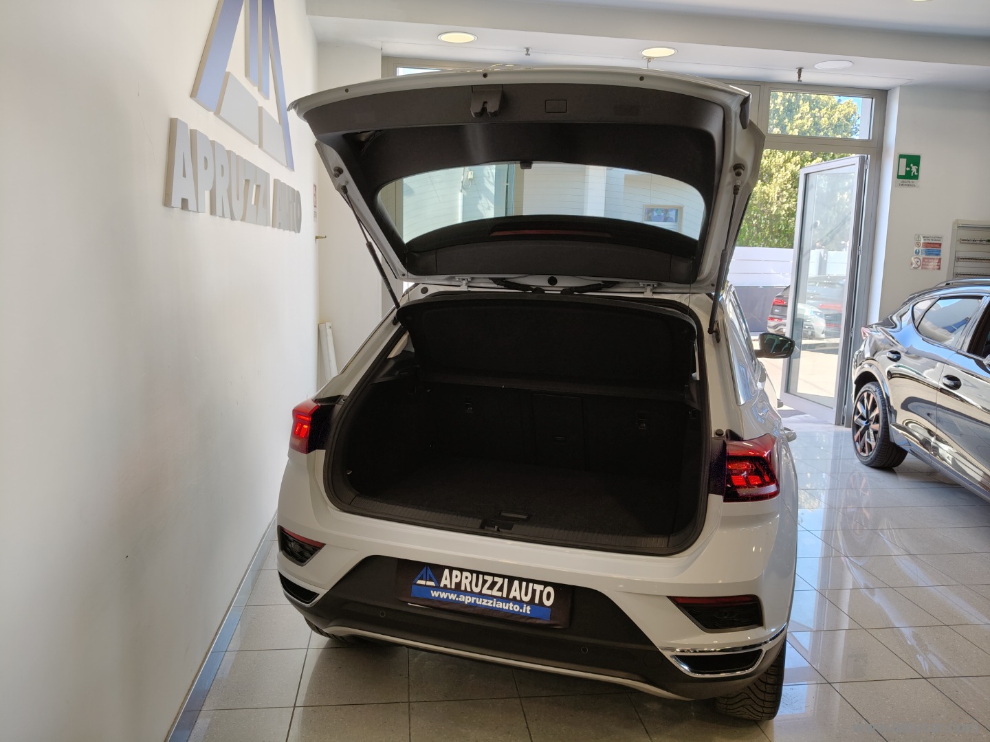 T-Roc 2.0 TDI SCR Sport - immagine 16