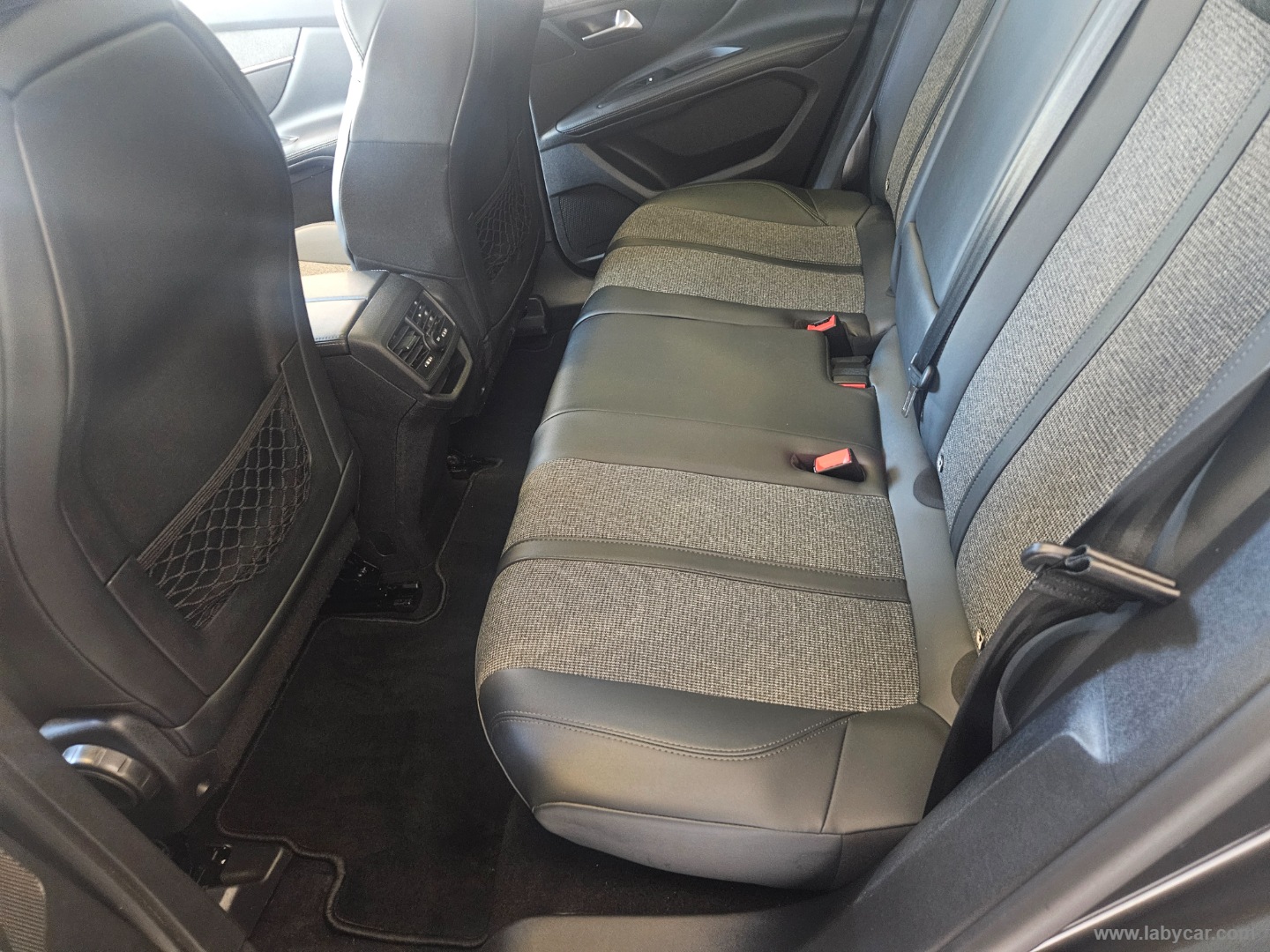 3008 BlueHDi 130 S&S Allure - immagine 16