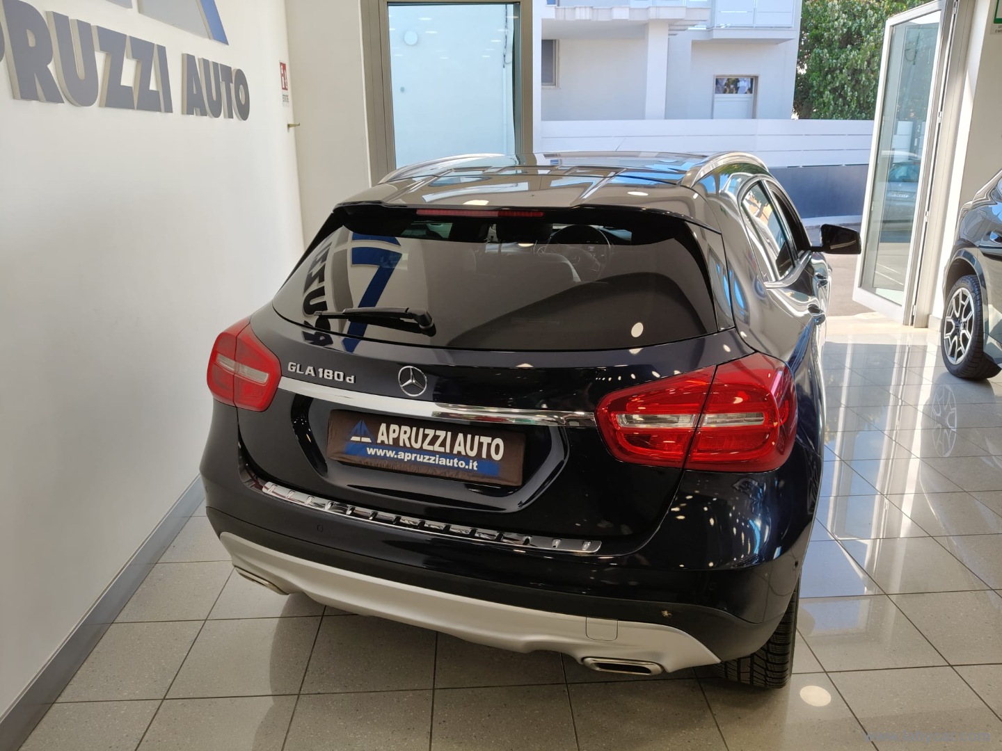 GLA 180 d Sport - immagine 16