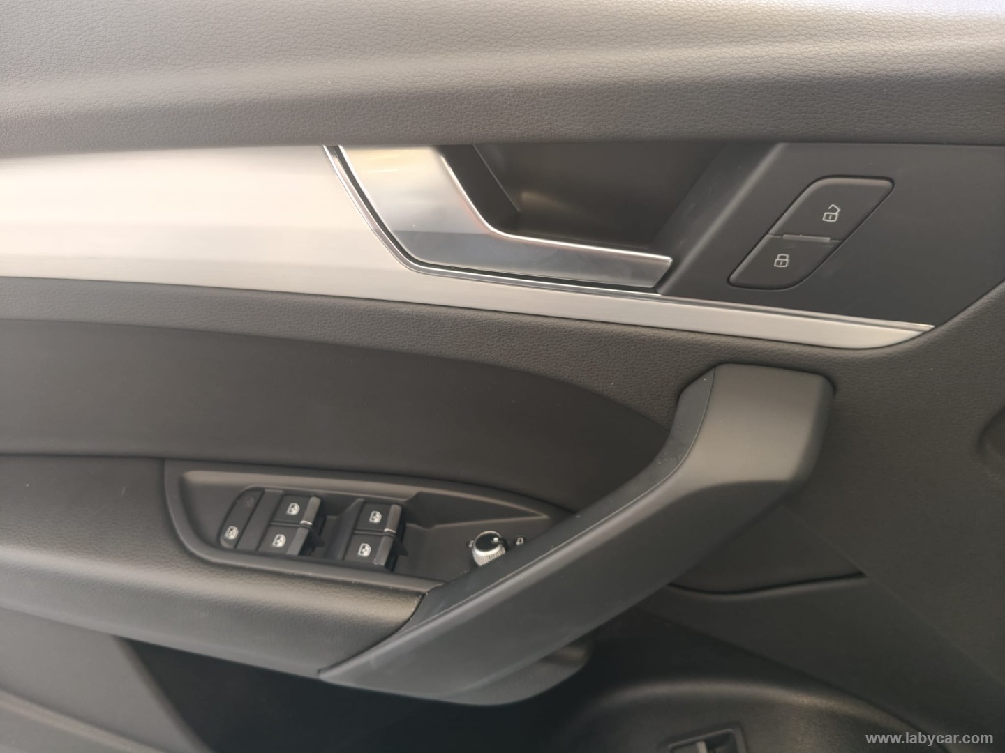 Q5 SPB 40 TDI quattro S tronic S line - immagine 16