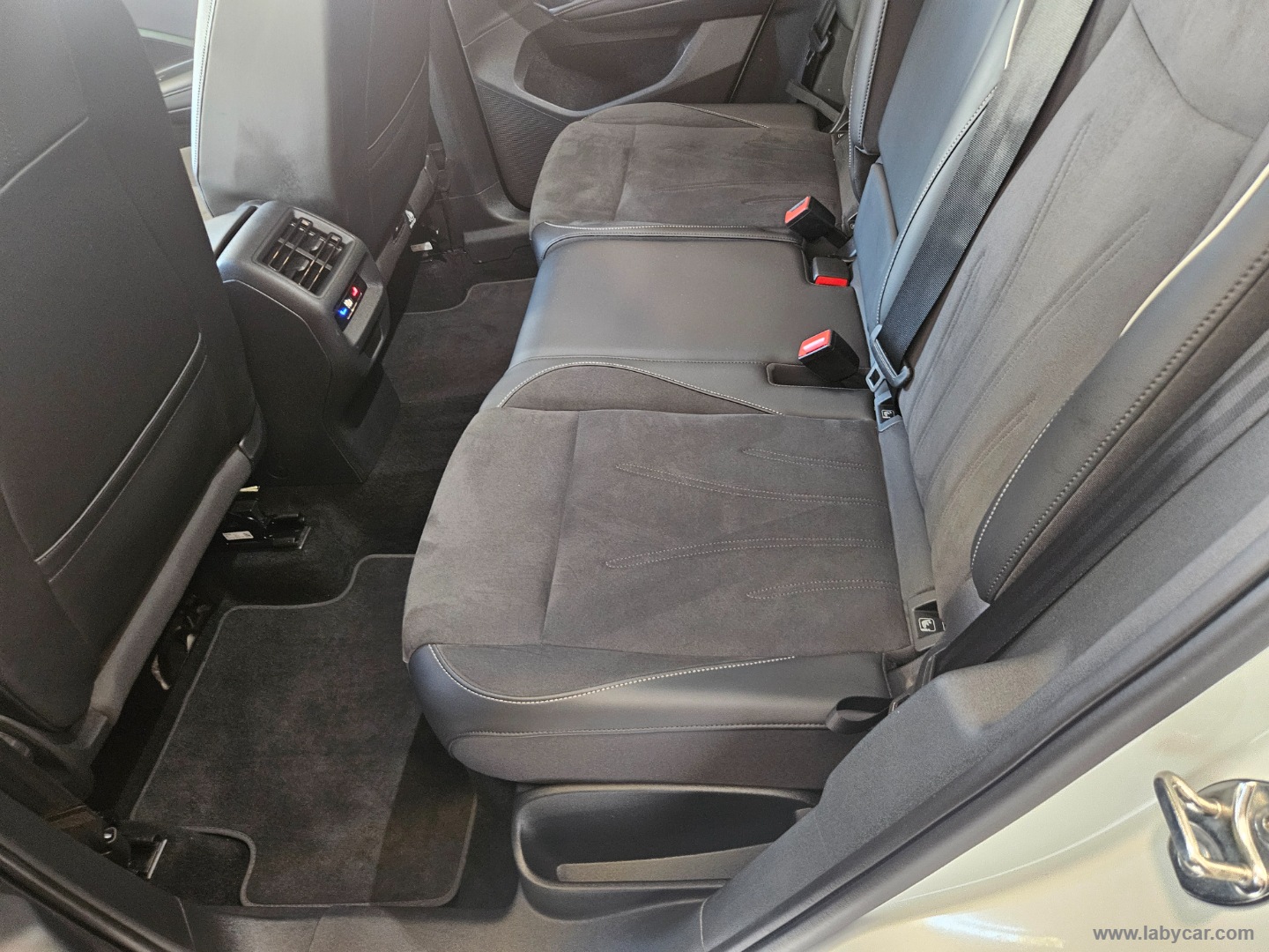 Tiguan 2.0 TDI 150CV SCR DSG Elegance - immagine 16