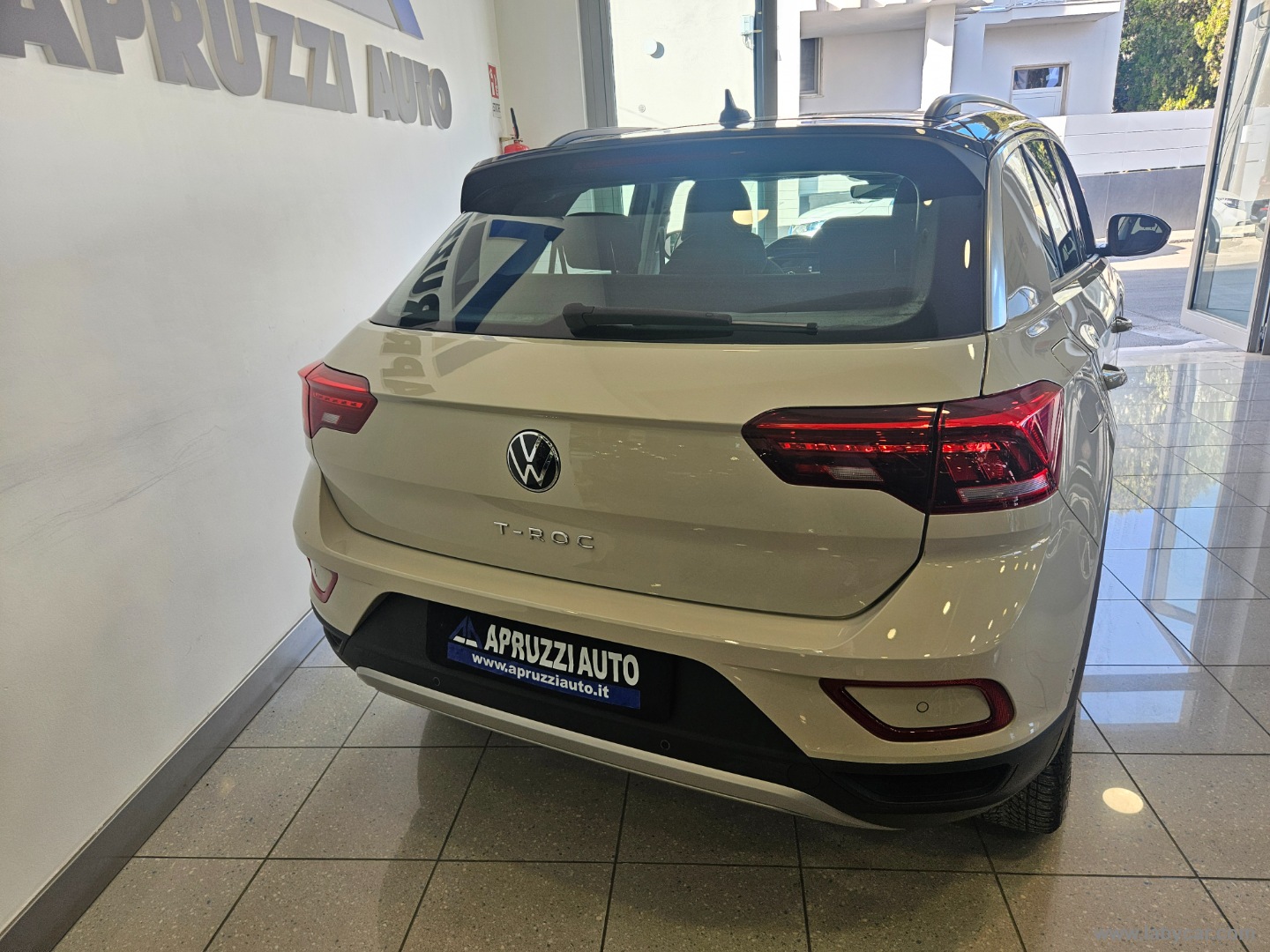 T-Roc 2.0 TDI SCR Life - immagine 16