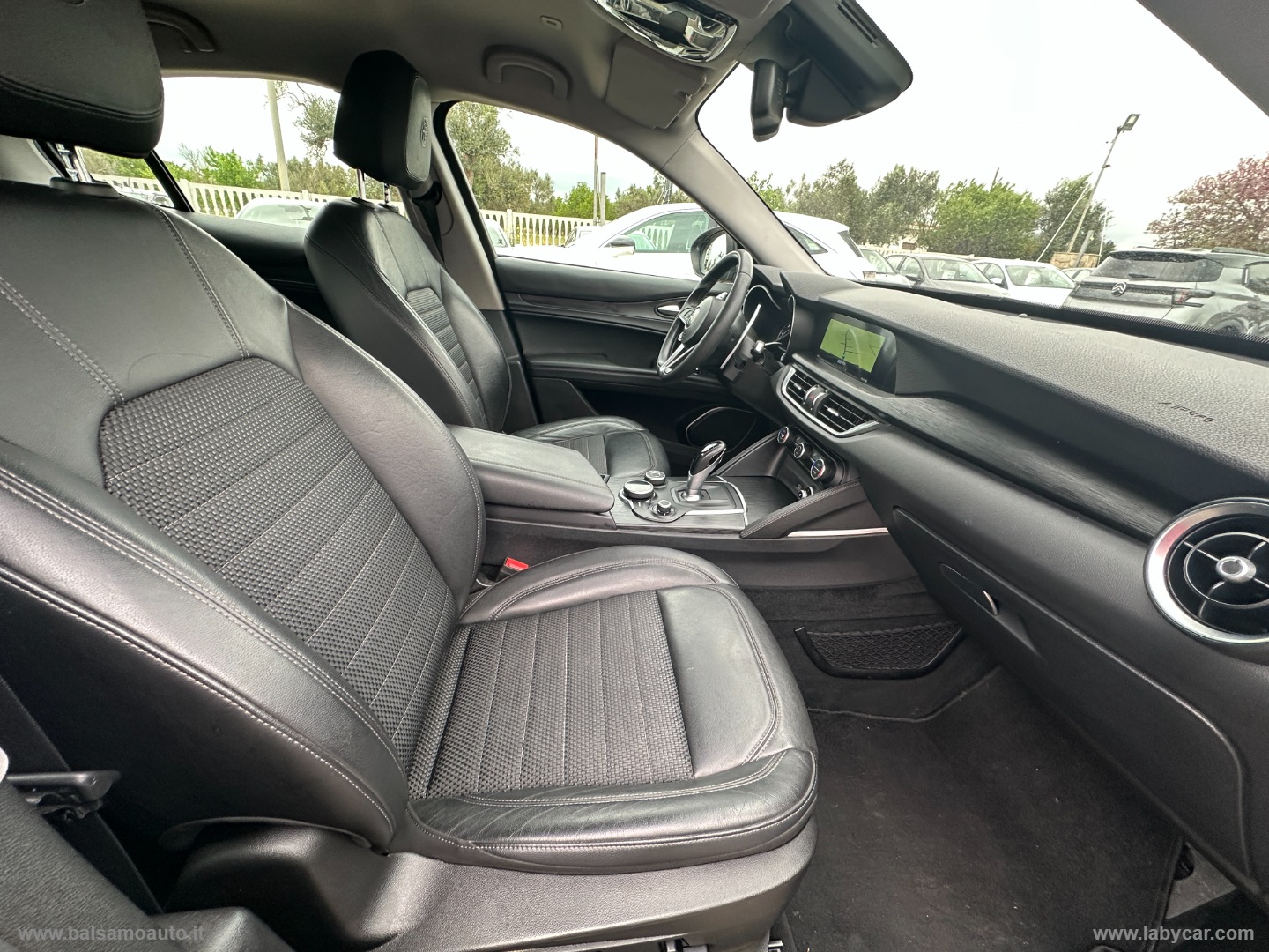 Stelvio 2.2 T.diesel 210 CV AT8 Q4 Super - immagine 16