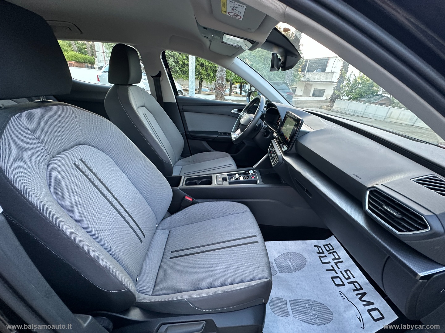Leon 2.0 TDI 150CV DSG Style - immagine 16