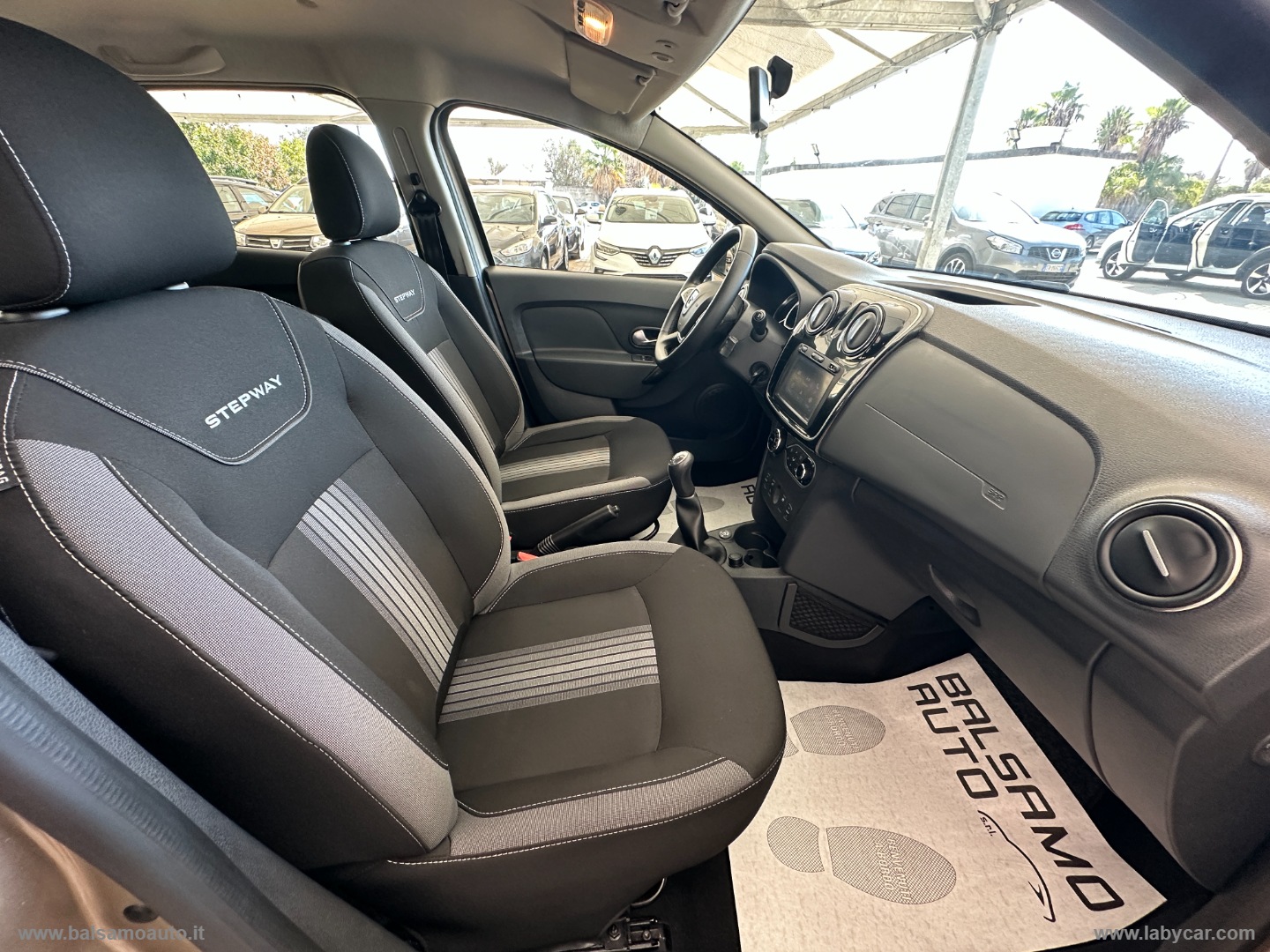 Sandero Stepway 0.9 TCe 12V T-GPL 90 S&S - immagine 16